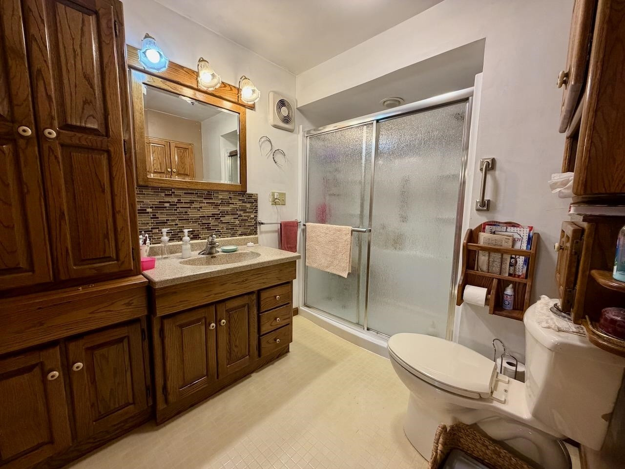 623 N Line Street, Chesaning, MI 48616 — Photo 25