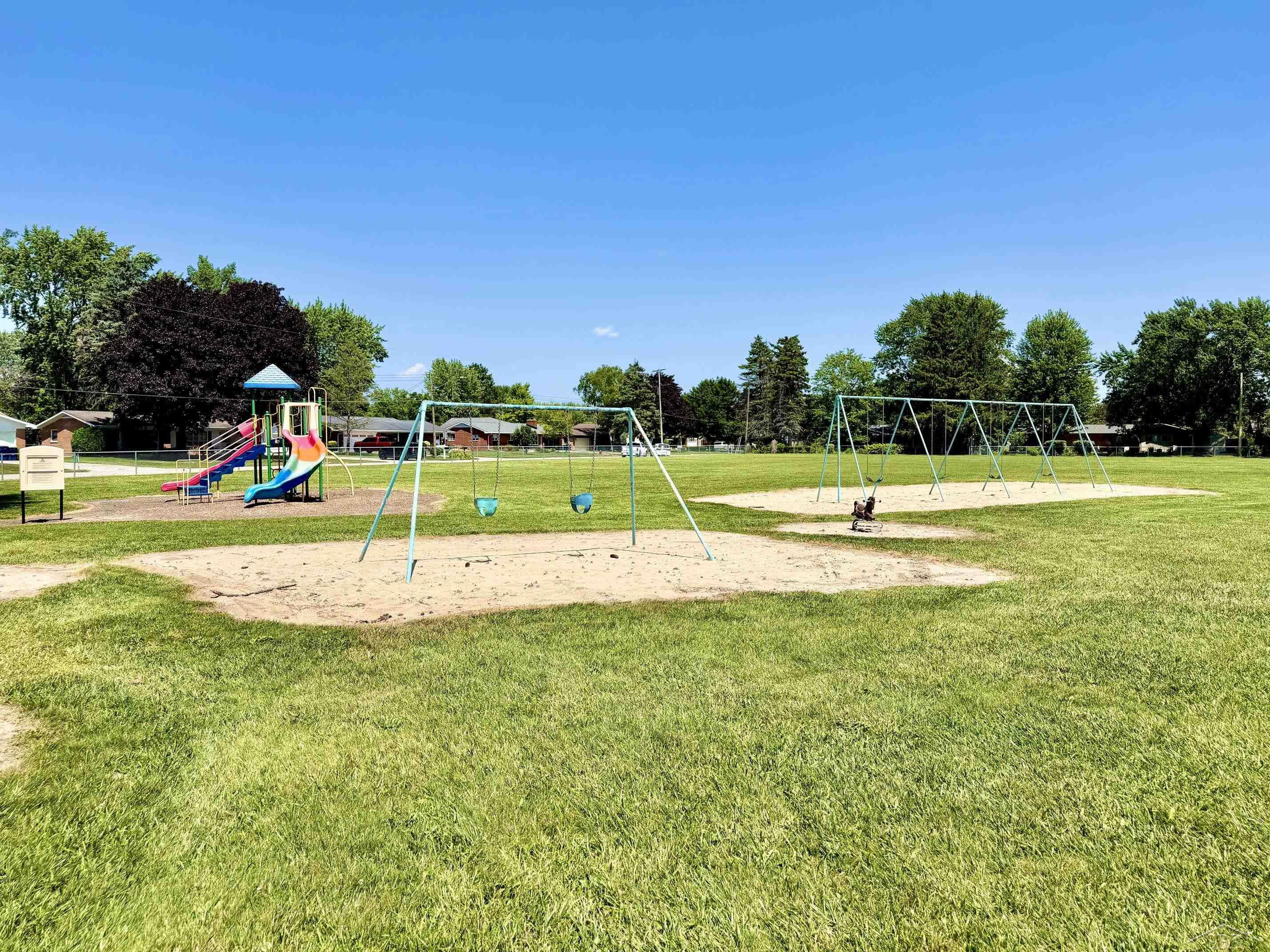 4200 Clement Drive, Saginaw, MI 48603 — Photo 24