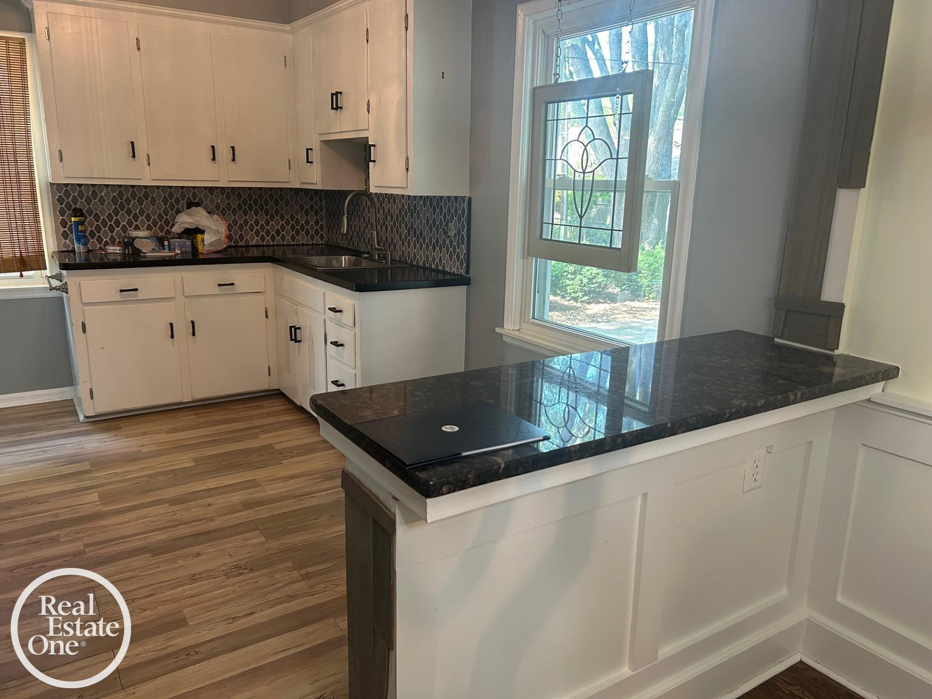 463 Bournemouth Circle, Grosse Pointe Farms, MI 48236 — Photo 12