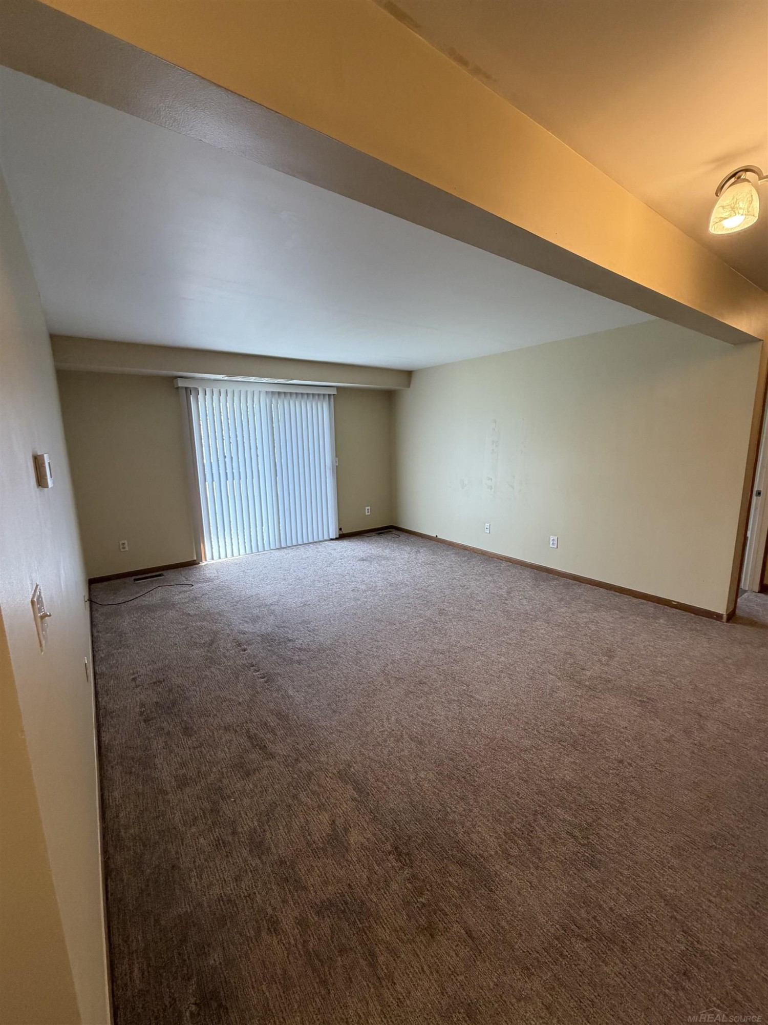 15246 Ashley Court, unit#14, Bldg 2, MI 48044 — Photo 6