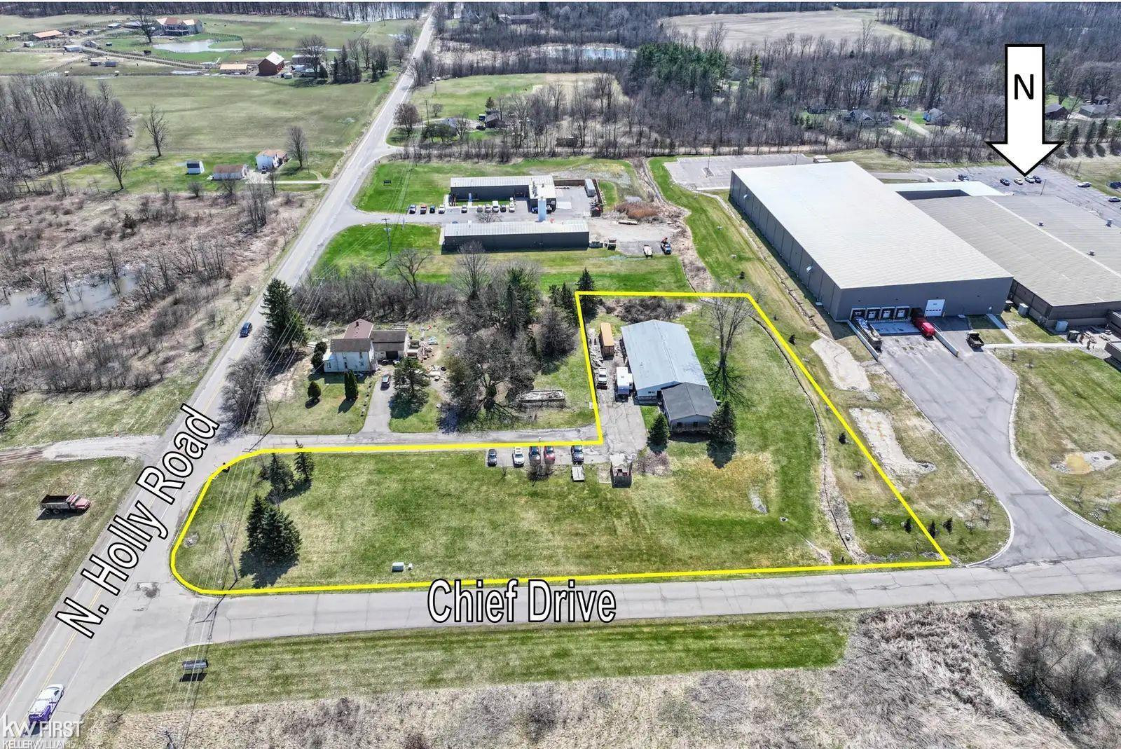 10460 N Holly Road, MI 48442 — Photo 5