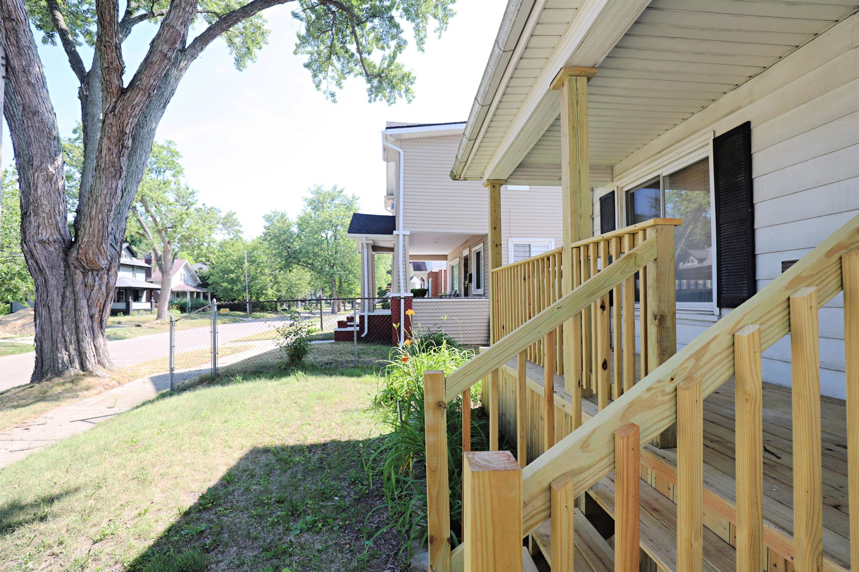 822 E 8th Street, Flint, MI 48503 — Photo 3