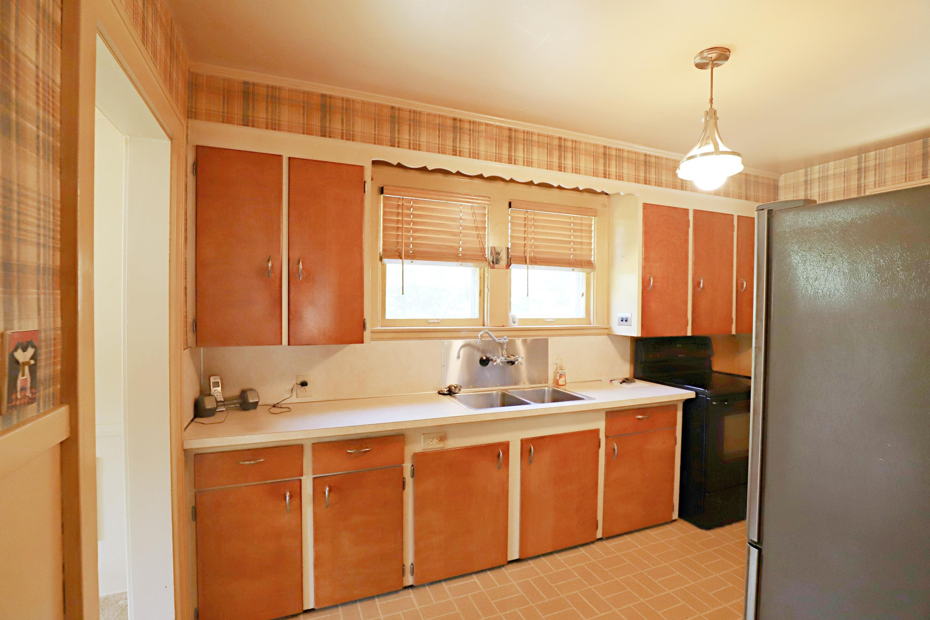 502 Dougherty Place, Flint, MI 48504 — Photo 6