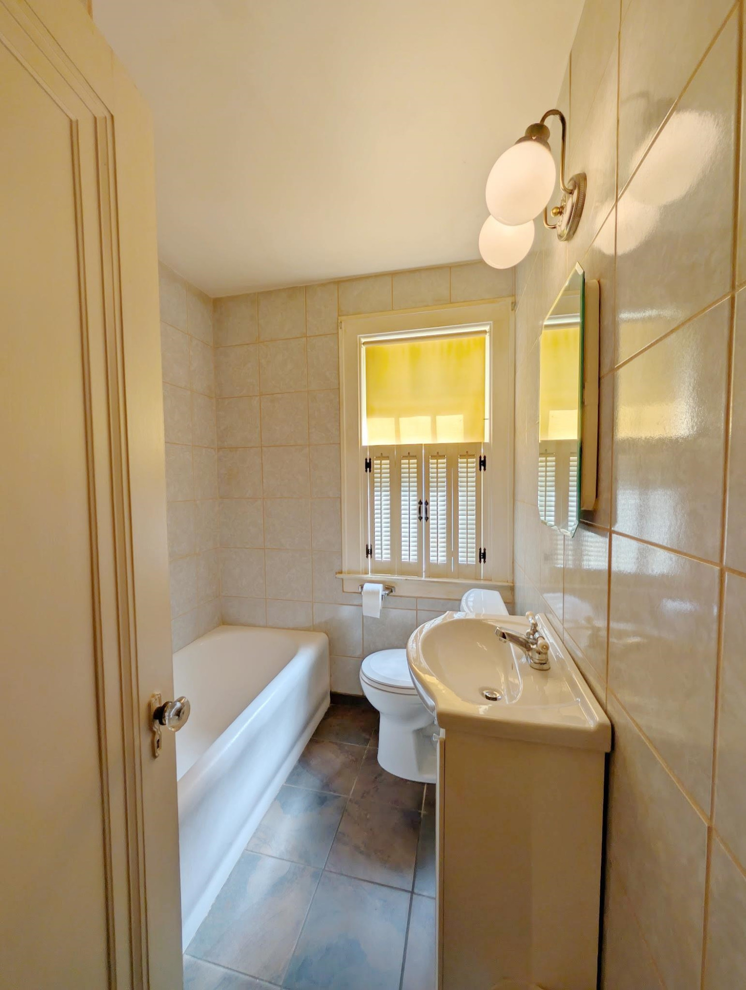 502 Dougherty Place, Flint, MI 48504 — Photo 10