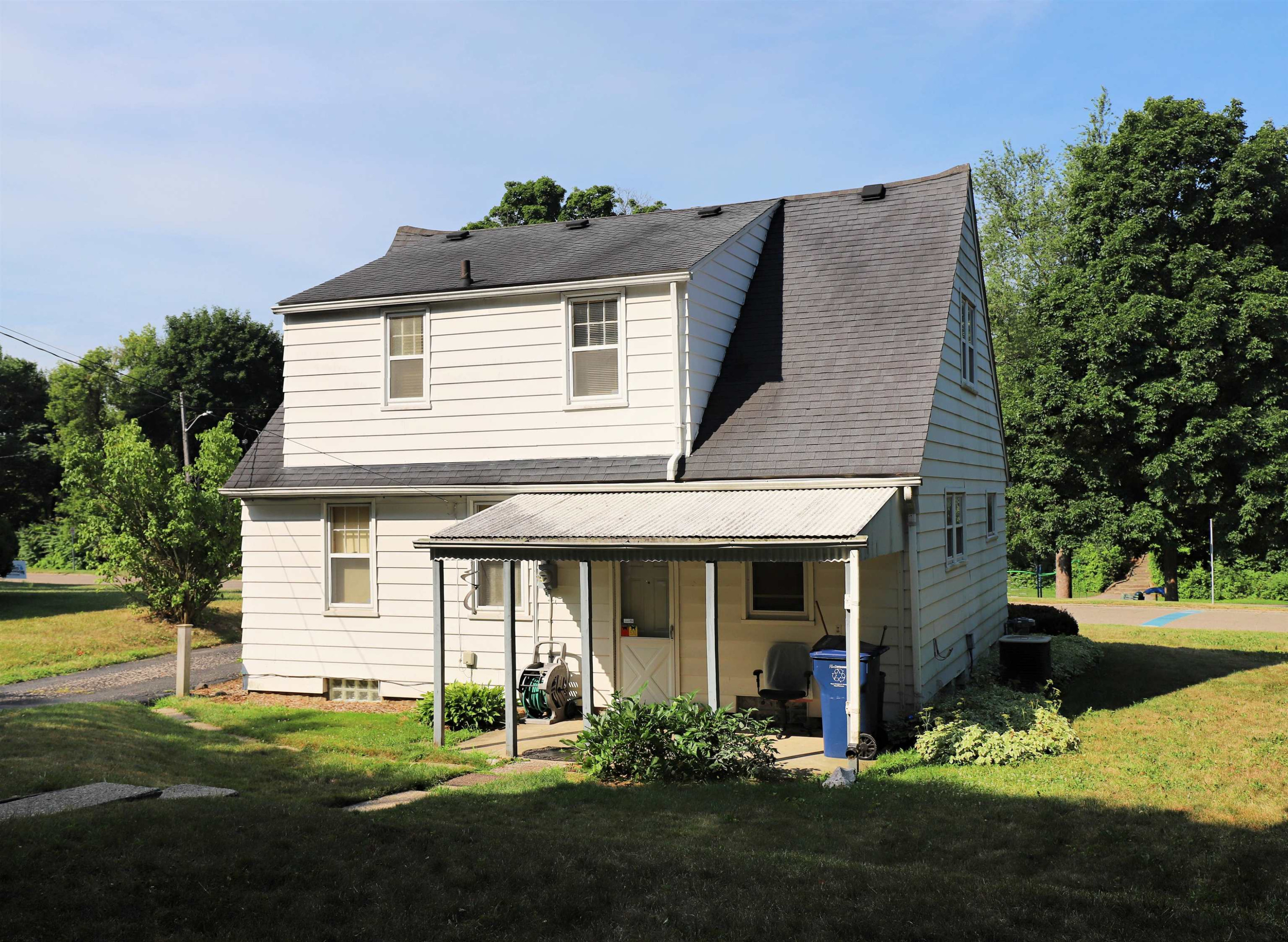502 Dougherty Place, Flint, MI 48504 — Photo 24
