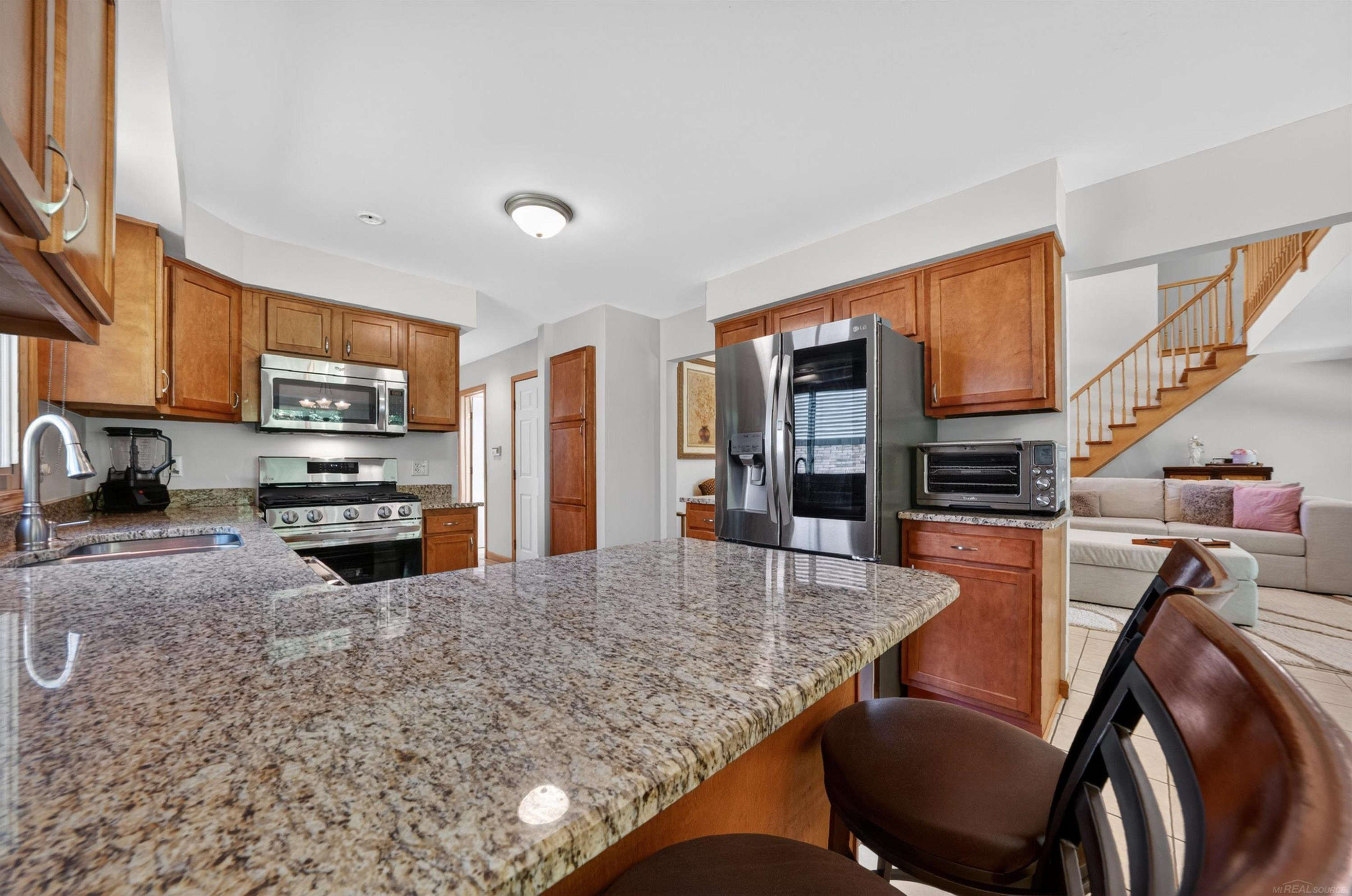 40219 Denbigh Drive, Sterling Heights, MI 48310 — Photo 9
