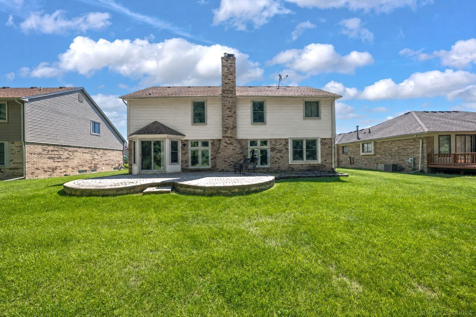 40219 Denbigh Drive, Sterling Heights, MI 48310 — Photo 35