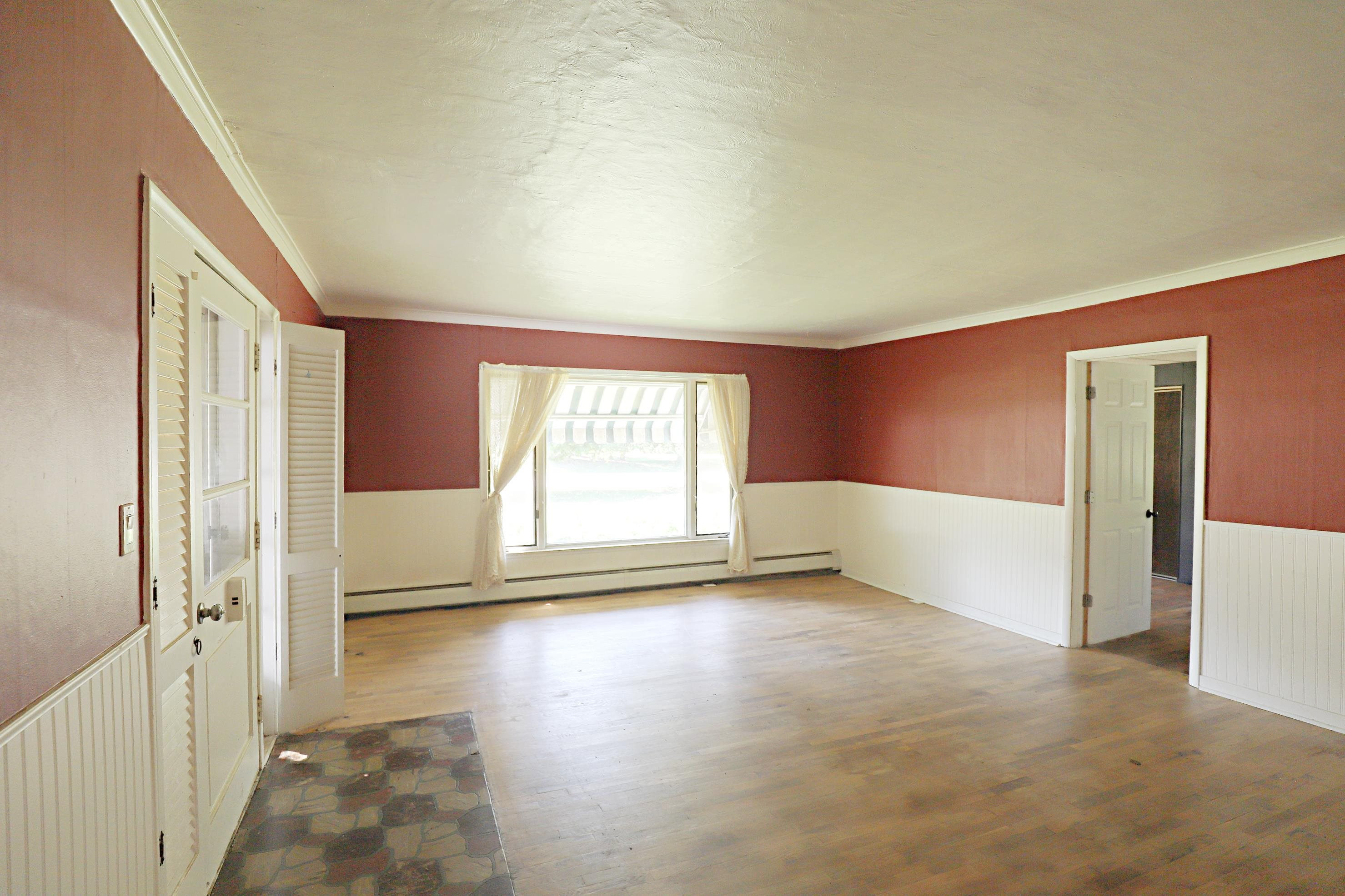 825 E River Road, Flushing, MI 48433 — Photo 5