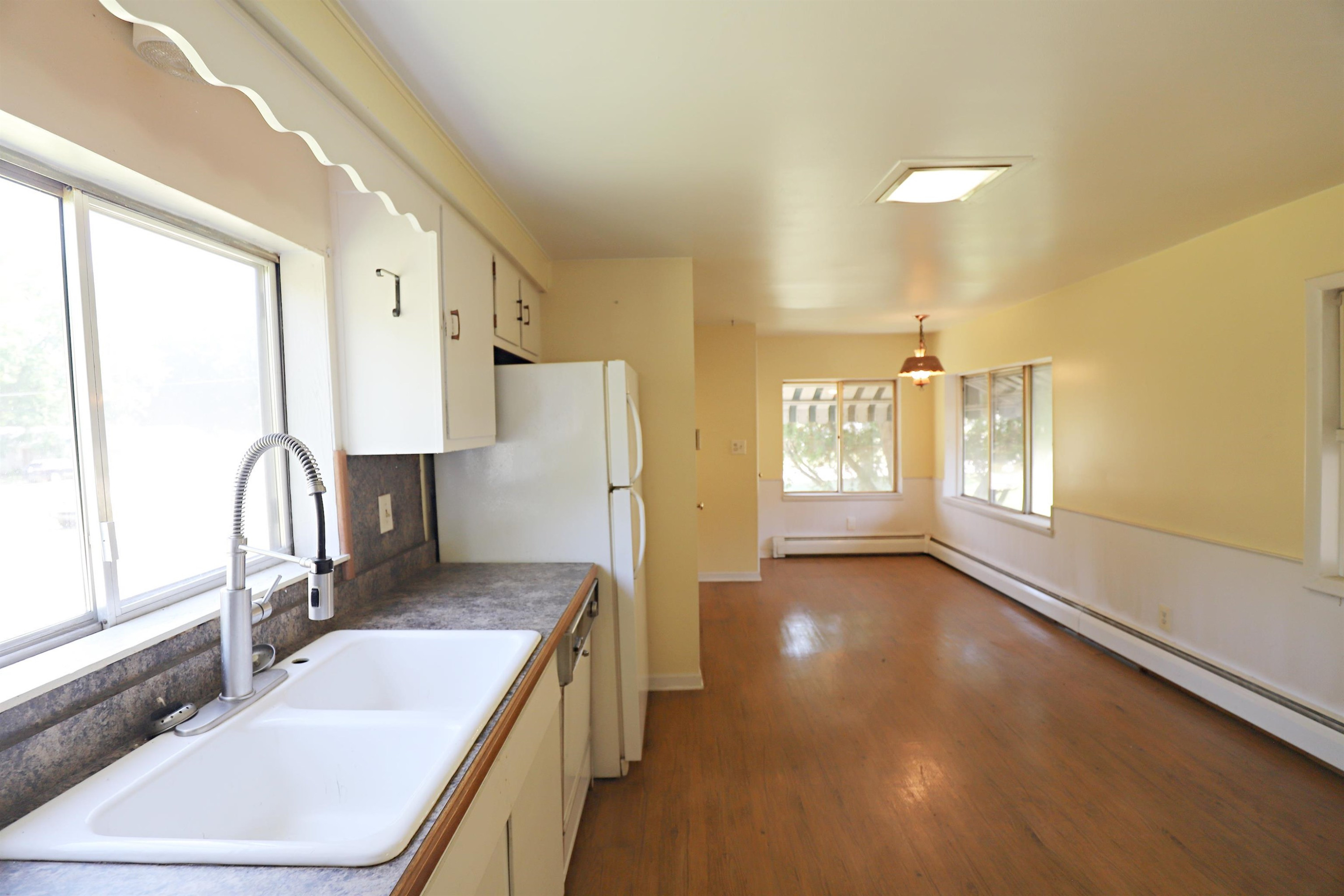825 E River Road, Flushing, MI 48433 — Photo 14