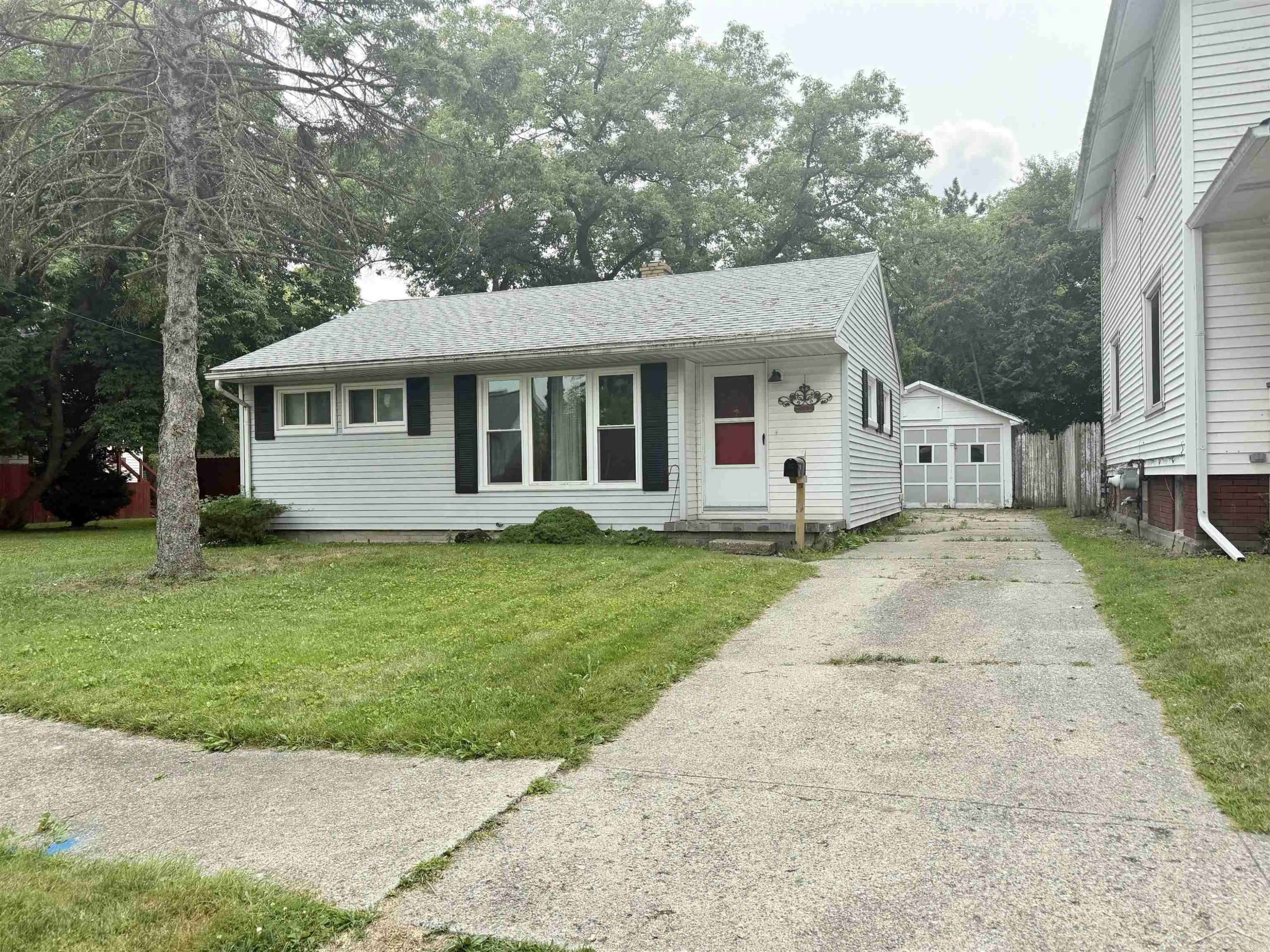 815 Reed Street, Saginaw, MI 48602 — Photo 2