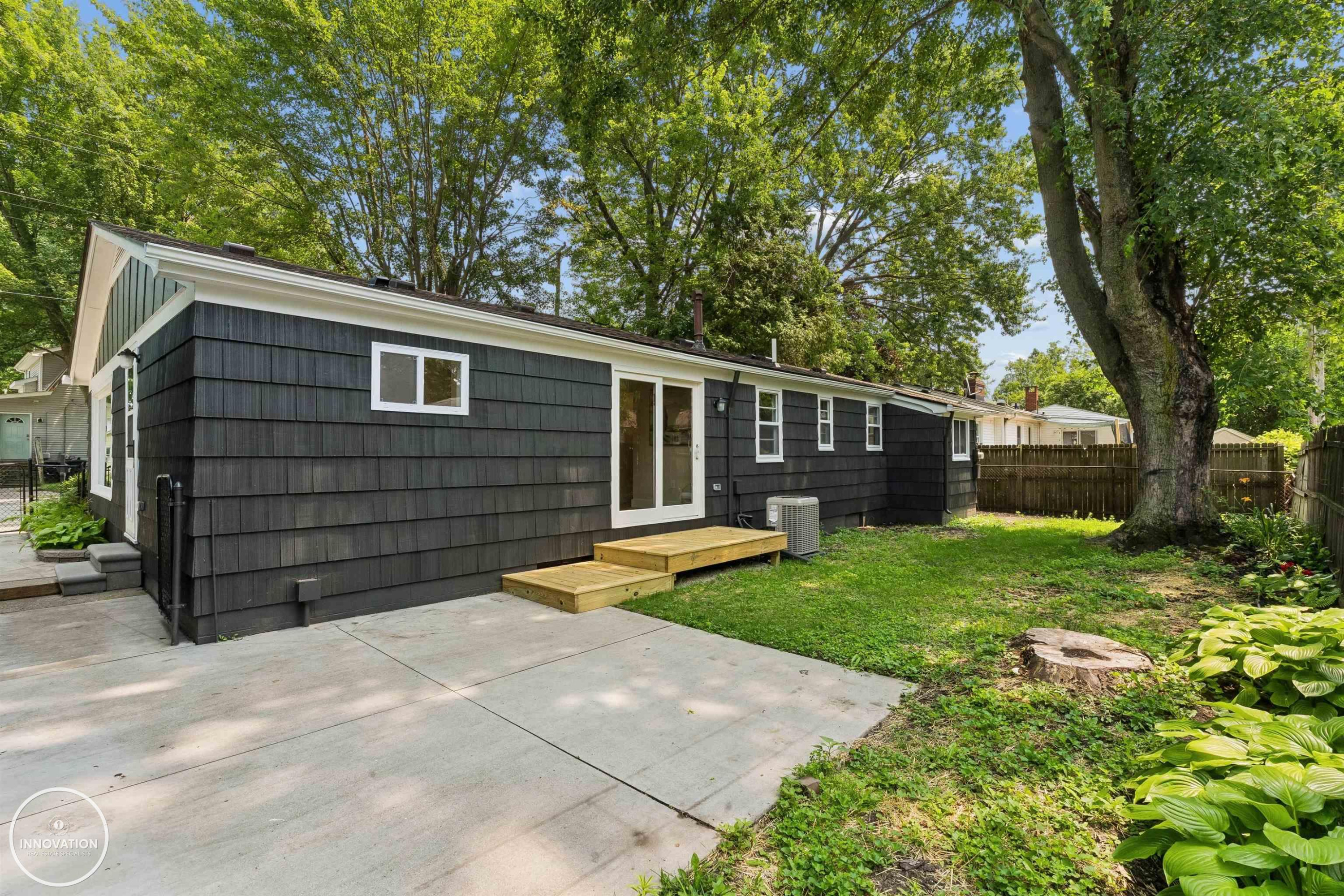367 Sherwood Lane, Algonac, MI 48001 — Photo 5
