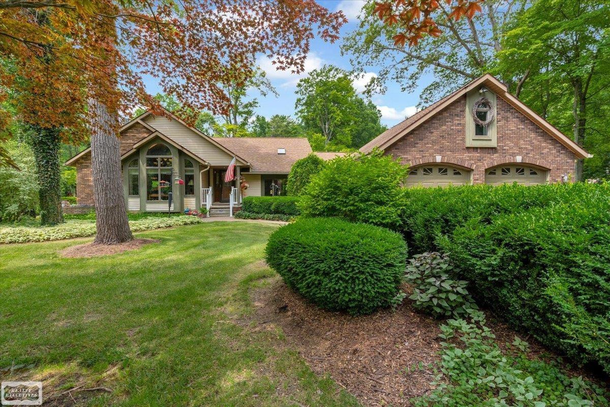 3171 Abbottsford Road, MI 48049 — Photo 2