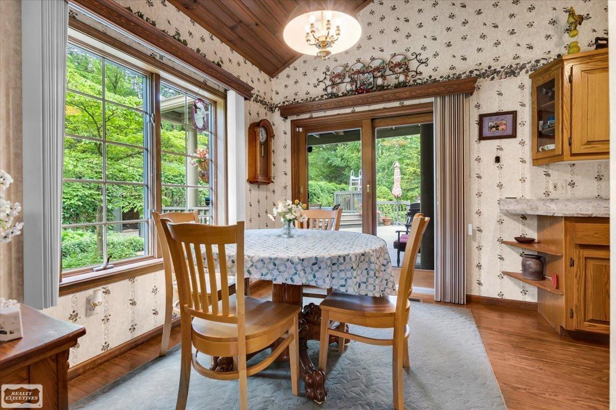 3171 Abbottsford Road, MI 48049 — Photo 9