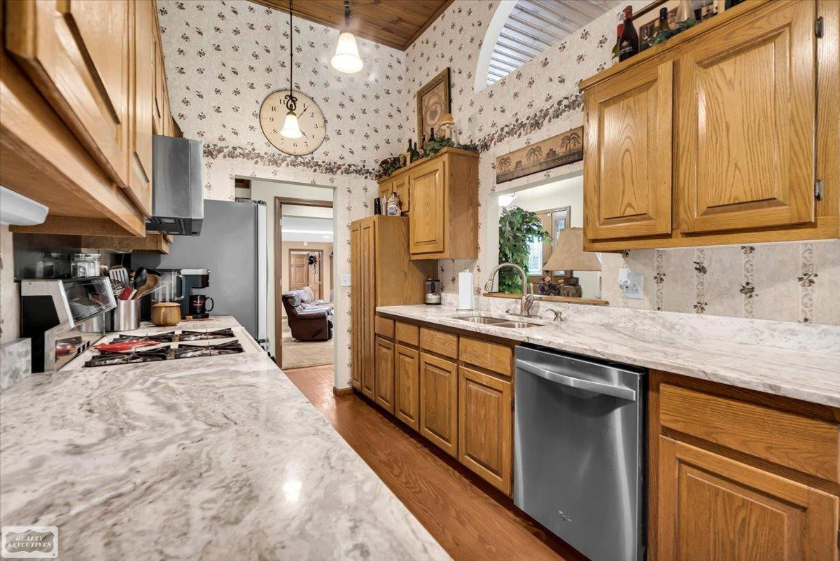 3171 Abbottsford Road, MI 48049 — Photo 11