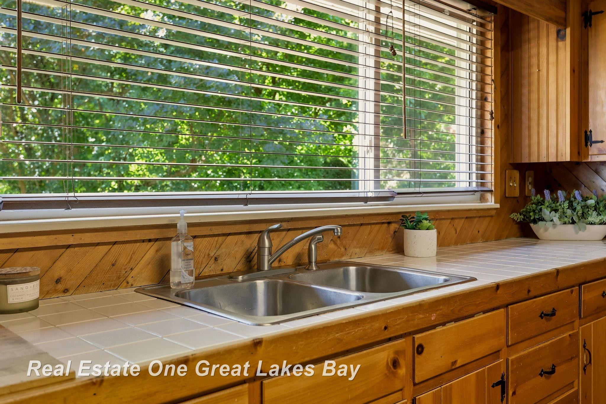 6654 Davis Road, Saginaw, MI 48604 — Photo 10