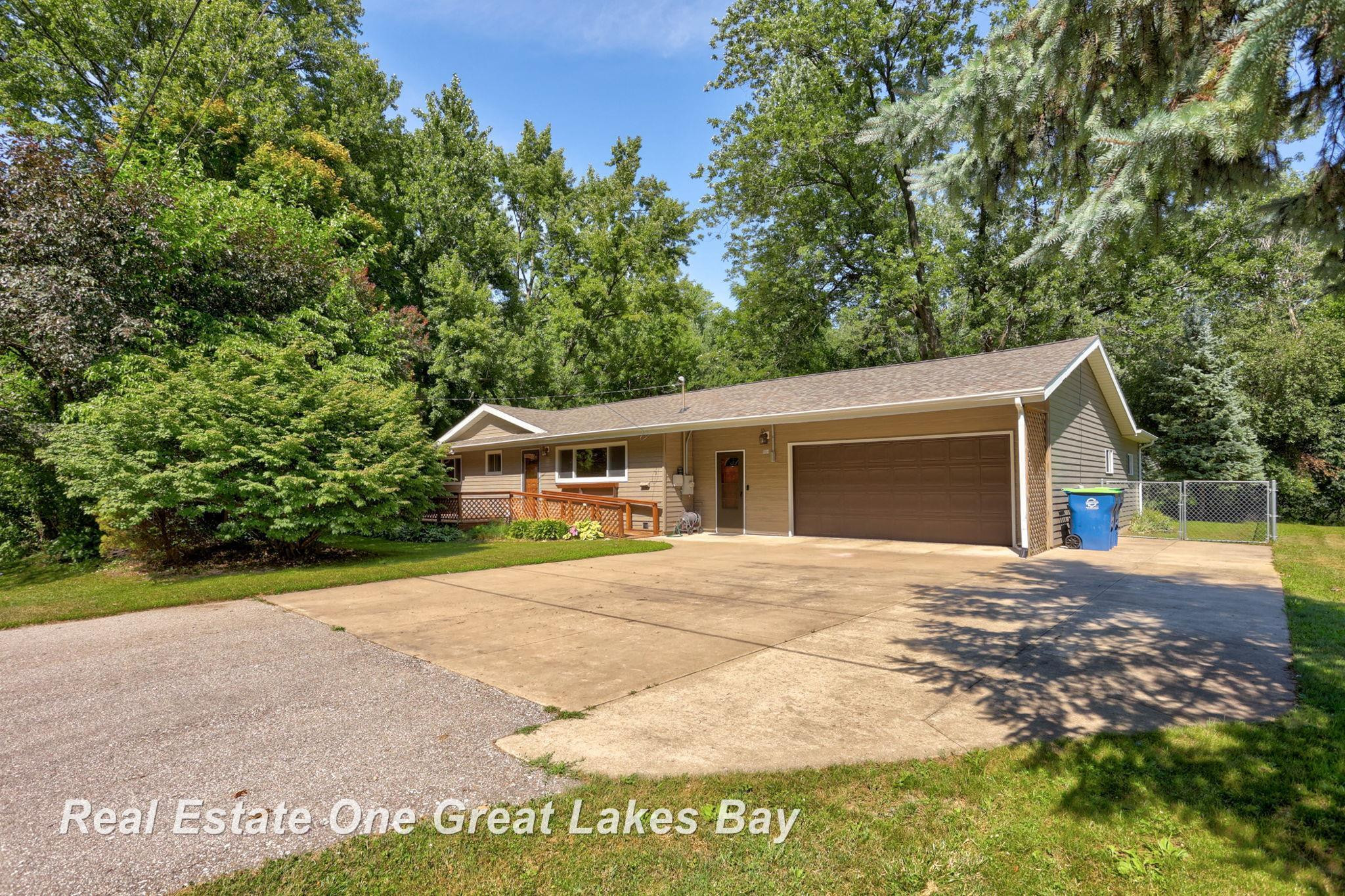 6654 Davis Road, Saginaw, MI 48604 — Photo 35