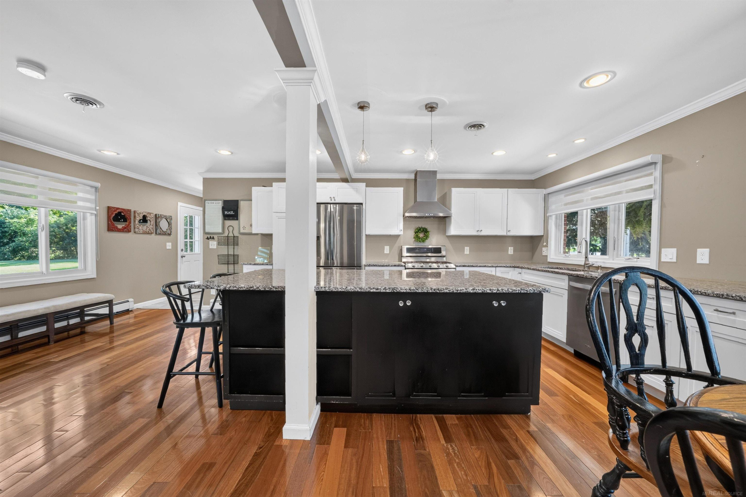 41306 Llewelyn Court, Northville, MI 48167 — Photo 8
