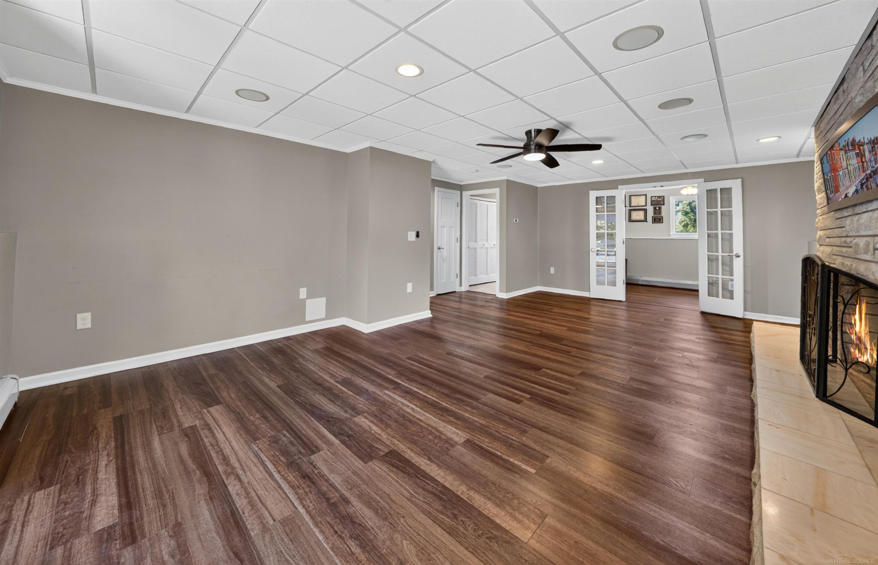 41306 Llewelyn Court, Northville, MI 48167 — Photo 32