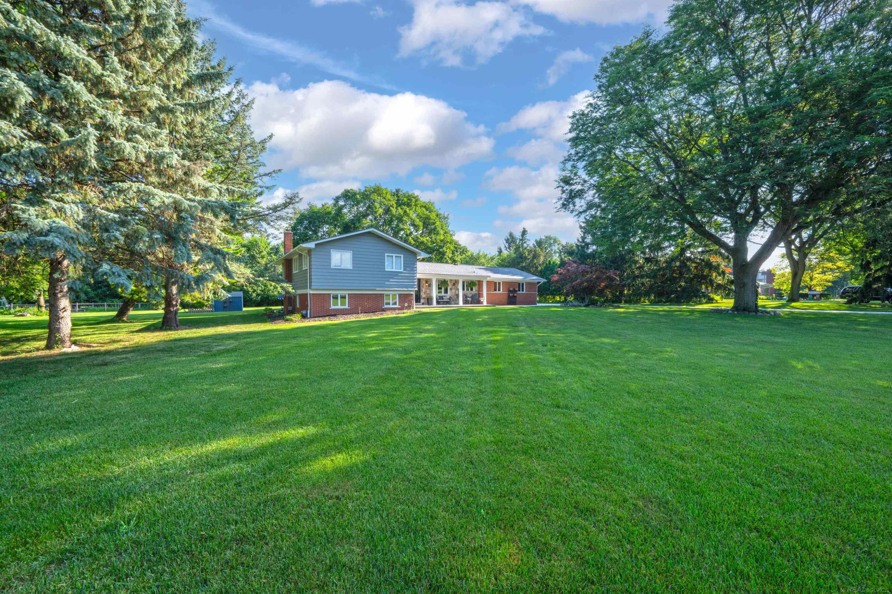 41306 Llewelyn Court, Northville, MI 48167 — Photo 47