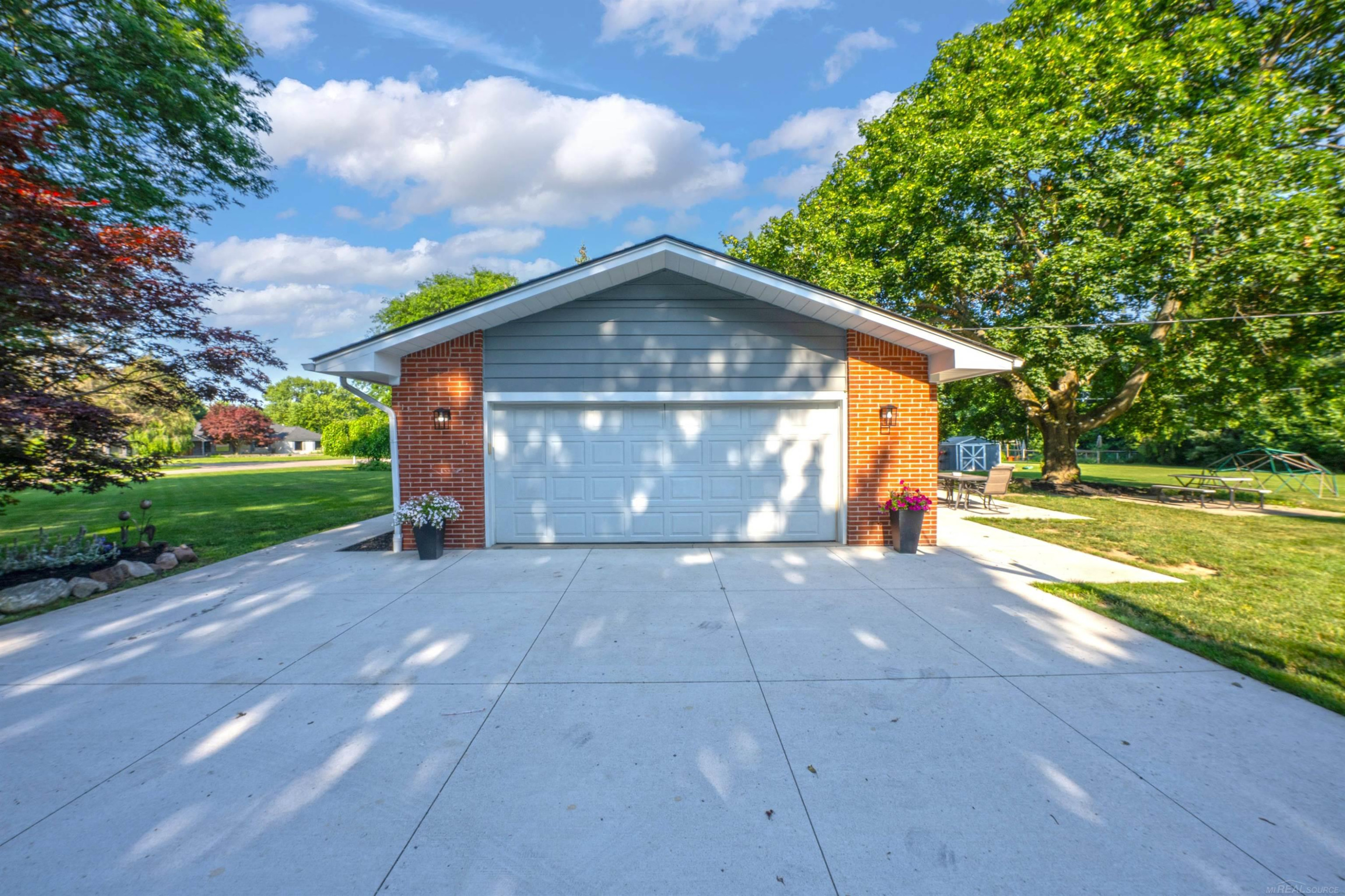 41306 Llewelyn Court, Northville, MI 48167 — Photo 51