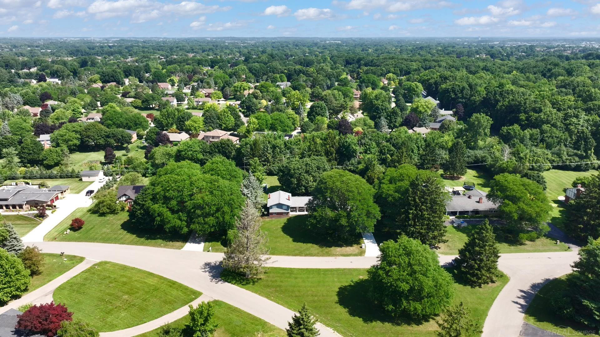41306 Llewelyn Court, Northville, MI 48167 — Photo 57