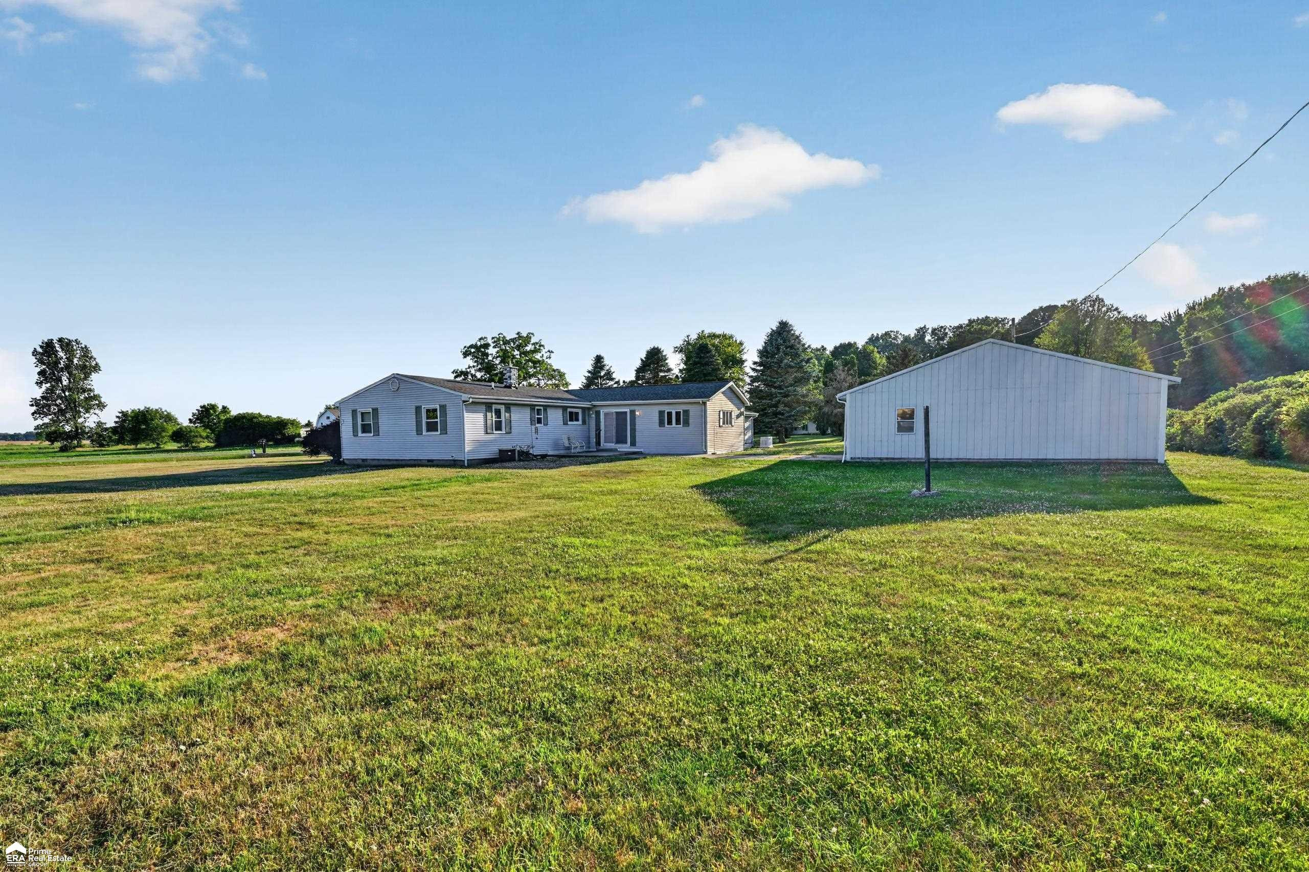 5293 E Cole Road, Bancroft, MI 48414 — Photo 45