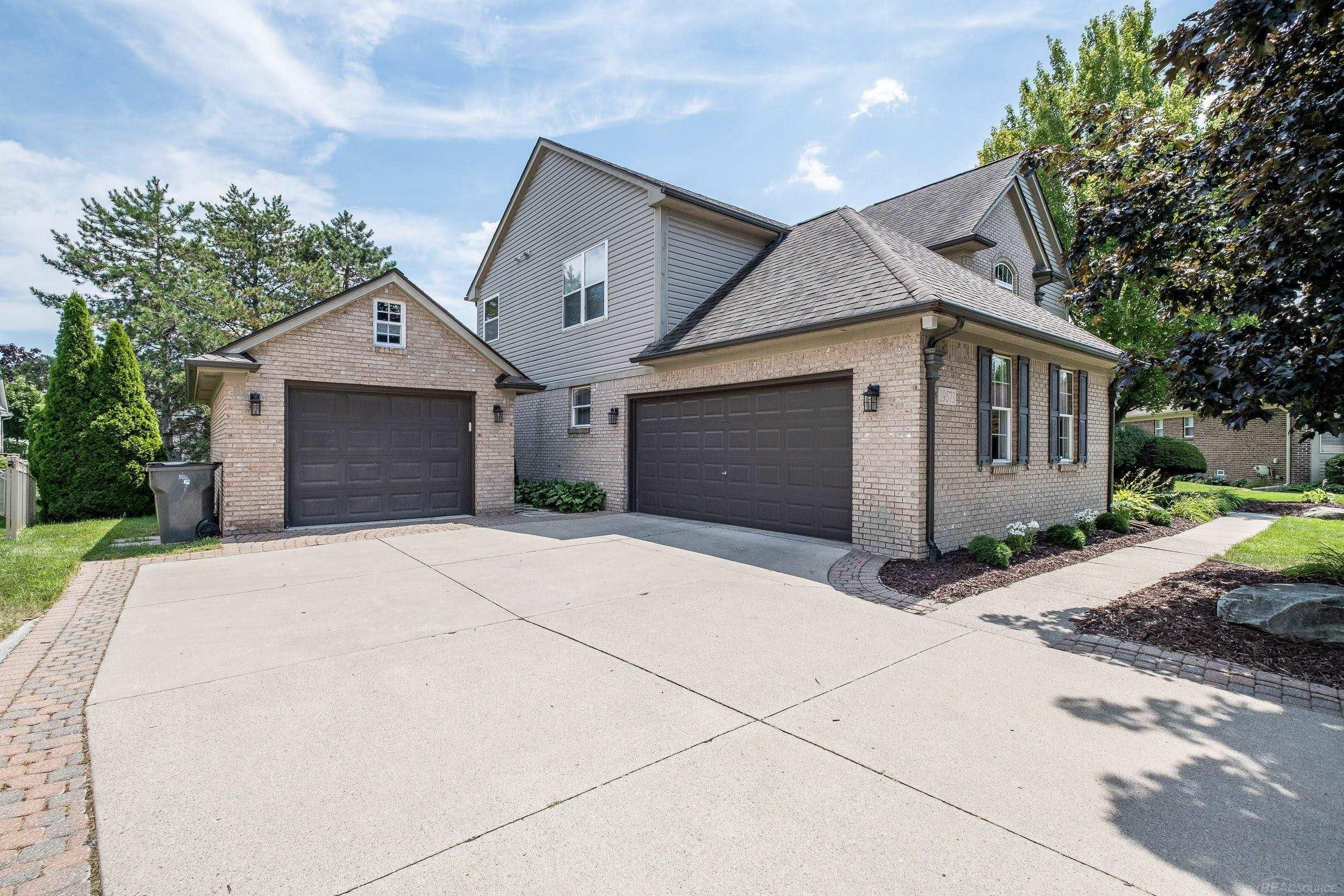 19573 Tanglewood Circle, Clinton Twp, MI 48038 — Photo 3