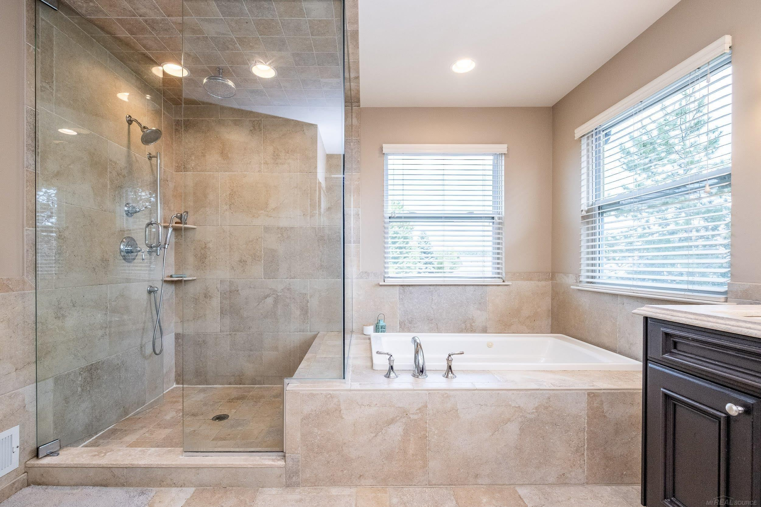 19573 Tanglewood Circle, Clinton Twp, MI 48038 — Photo 39