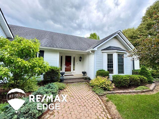 7190 E Maple Avenue, Grand Blanc, MI 48439