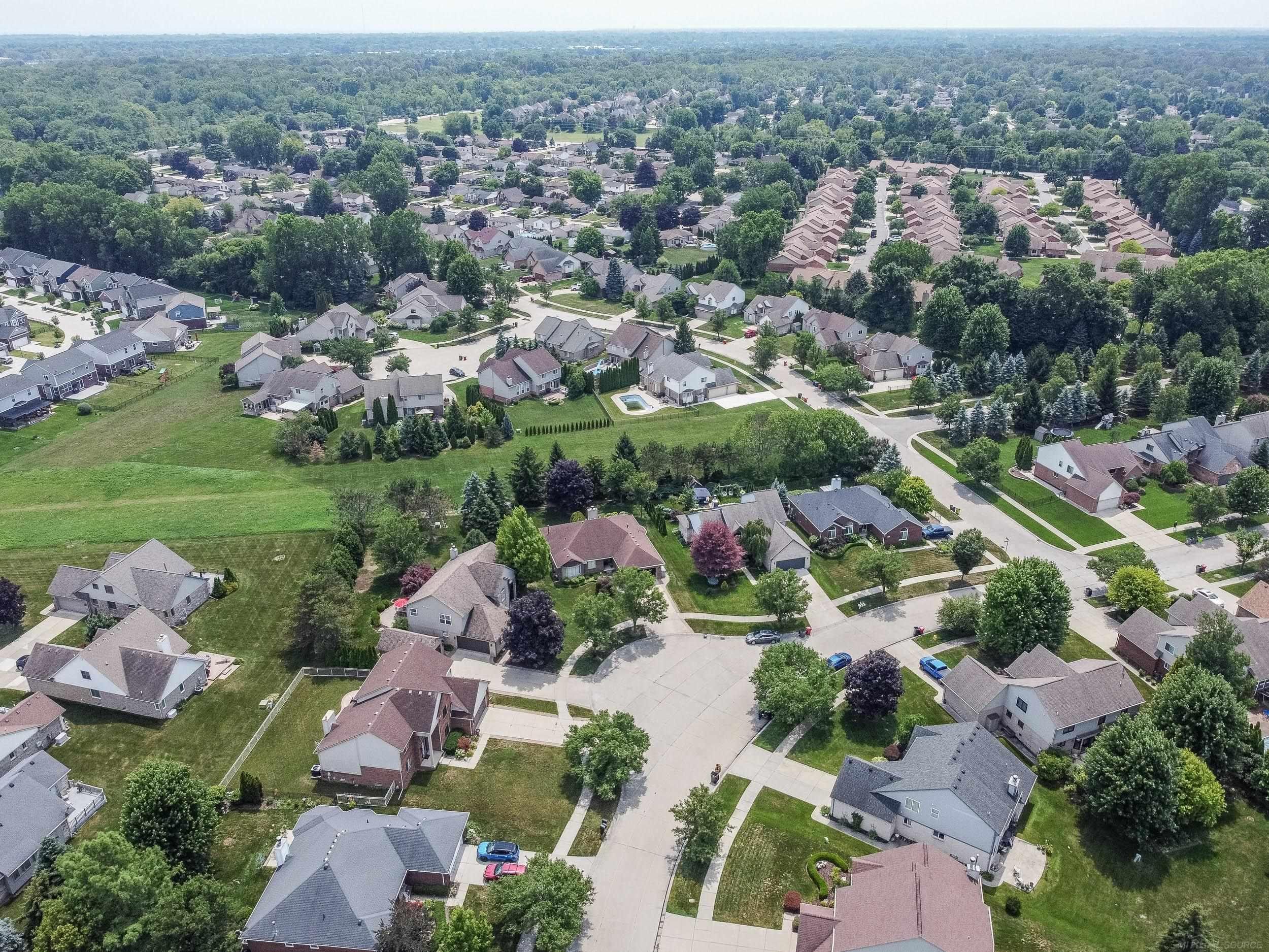 19573 Tanglewood Circle, Clinton Twp, MI 48038 — Photo 70