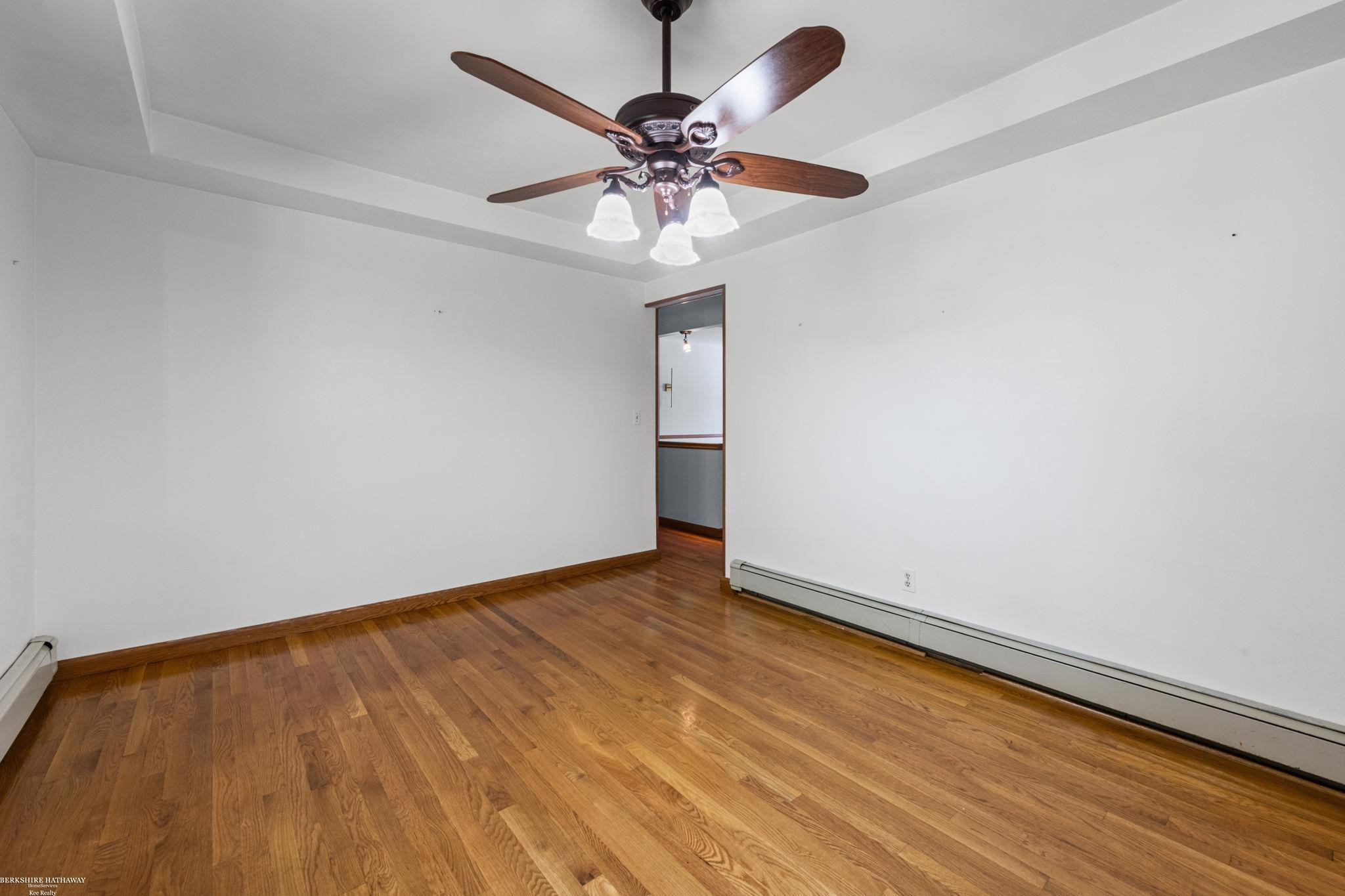 50731 W Shamrock Street, New Baltimore, MI 48047 — Photo 10