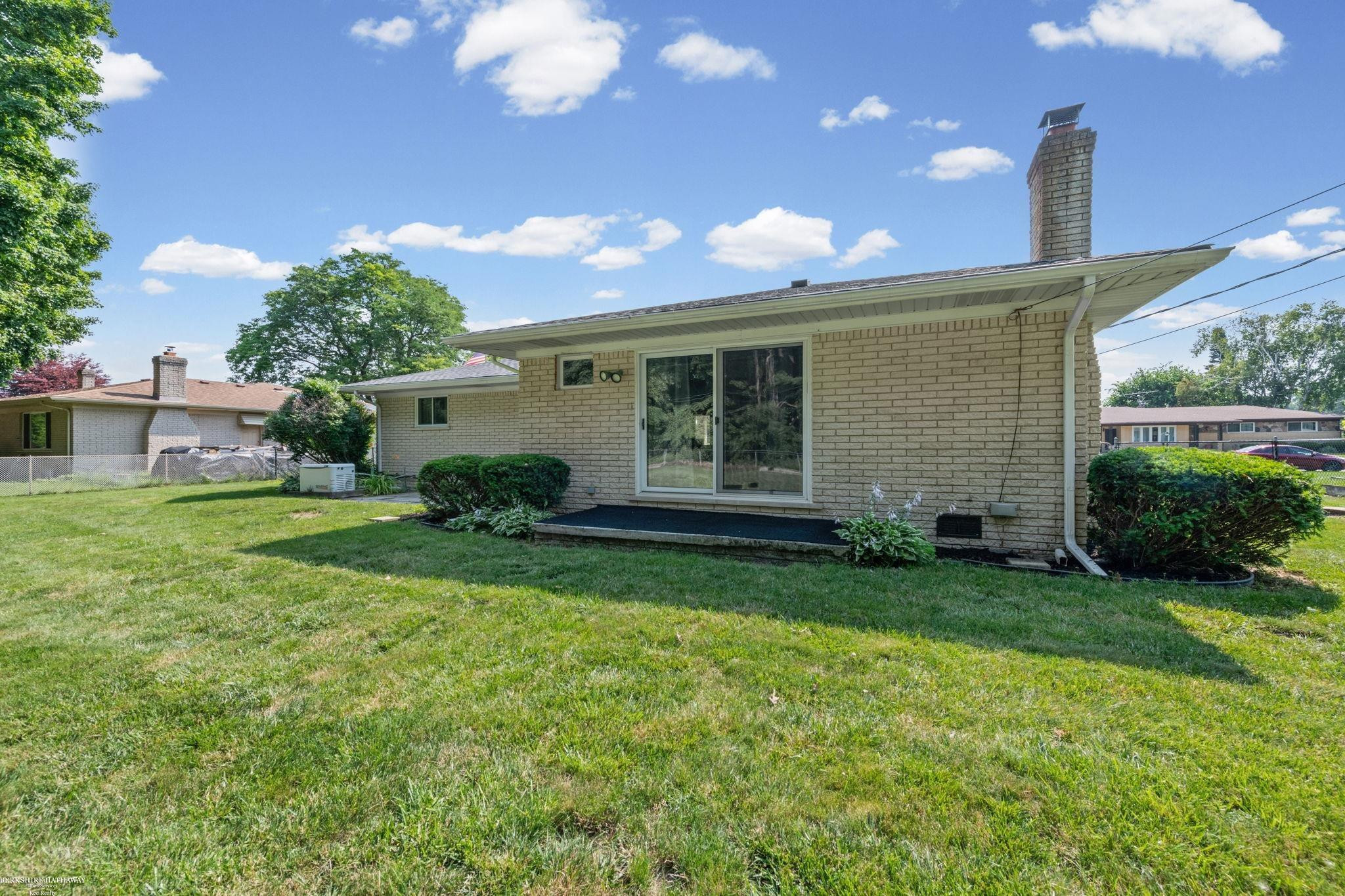 50731 W Shamrock Street, New Baltimore, MI 48047 — Photo 23
