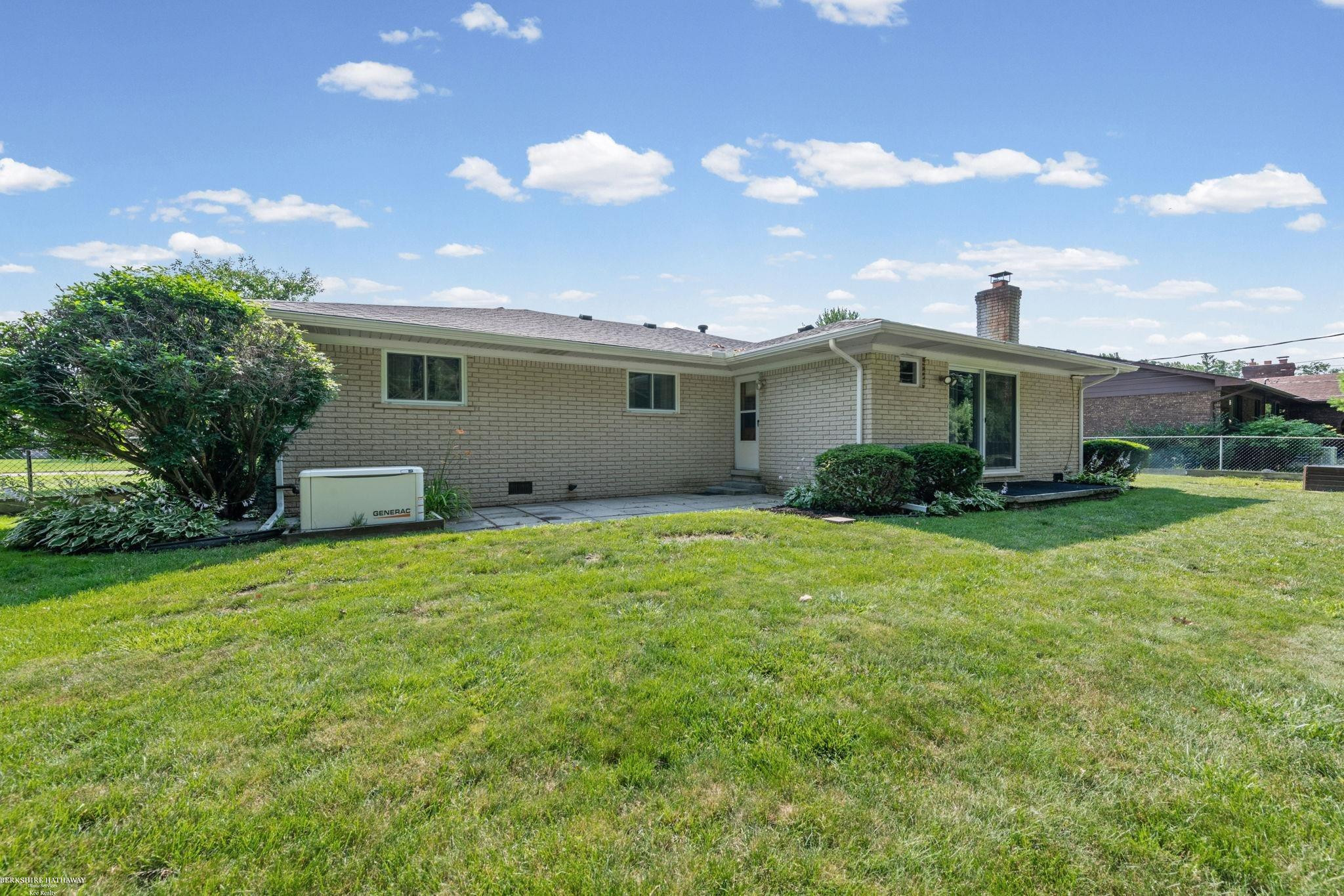50731 W Shamrock Street, New Baltimore, MI 48047 — Photo 25