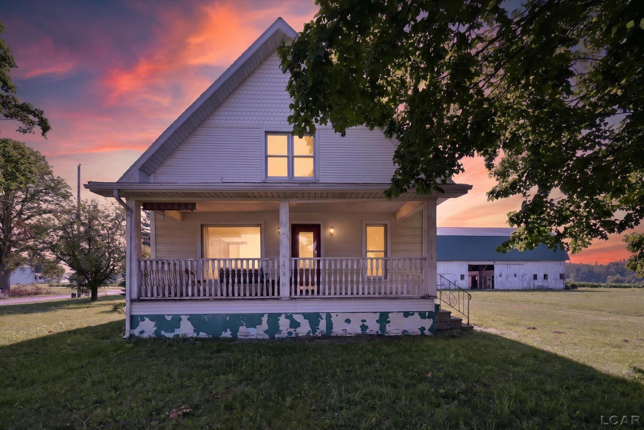 601 S Meridian Road, Hudson, MI 49247 — front exterior