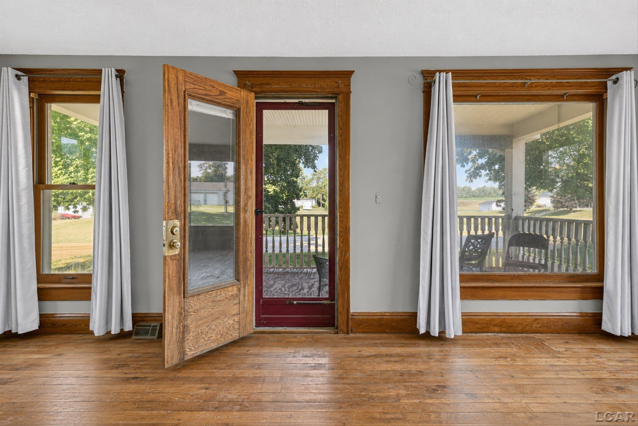 601 S Meridian Road, Hudson, MI 49247 — Photo 7