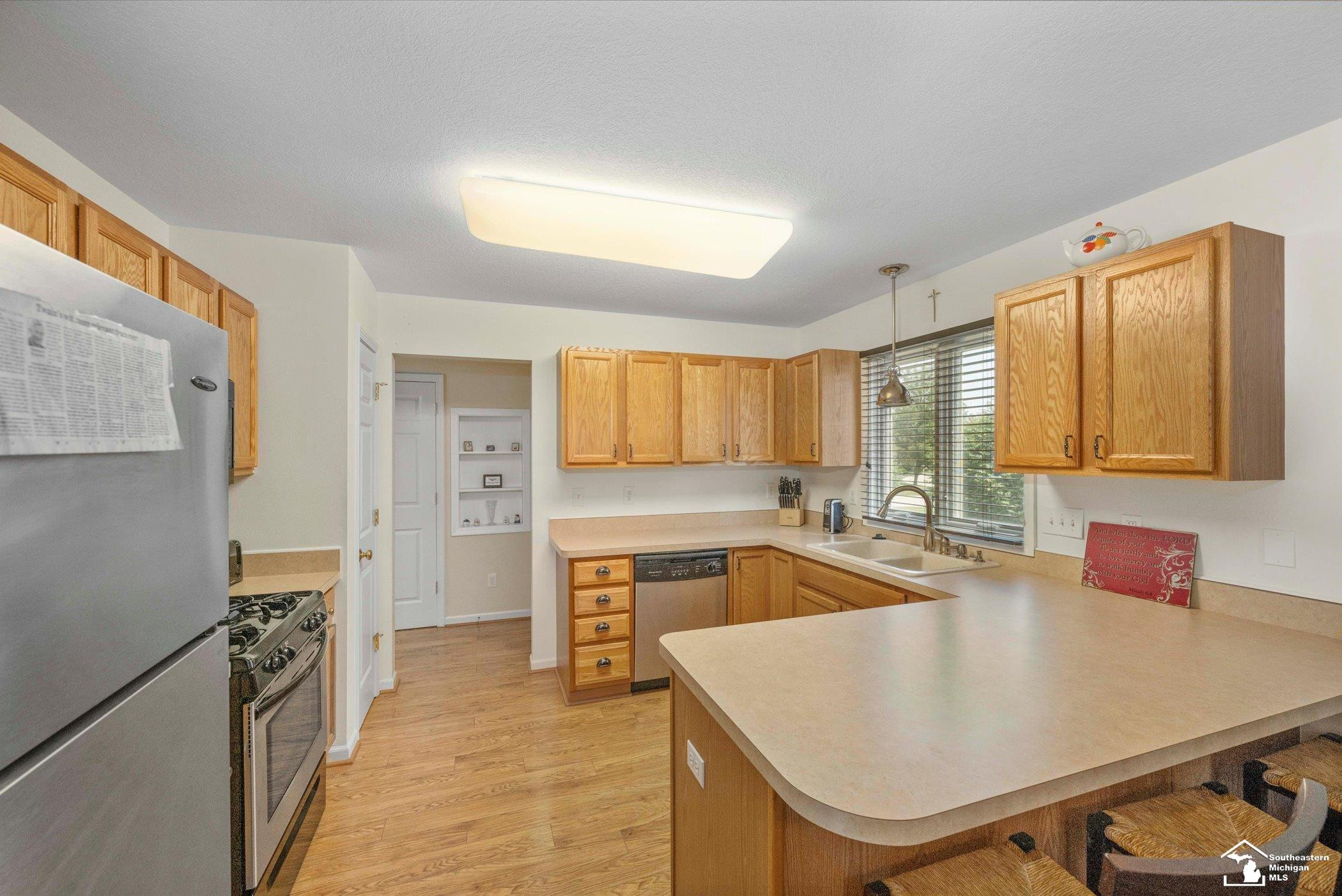 6646 Greenbriar Lane, Temperance, MI 48182 — Photo 13