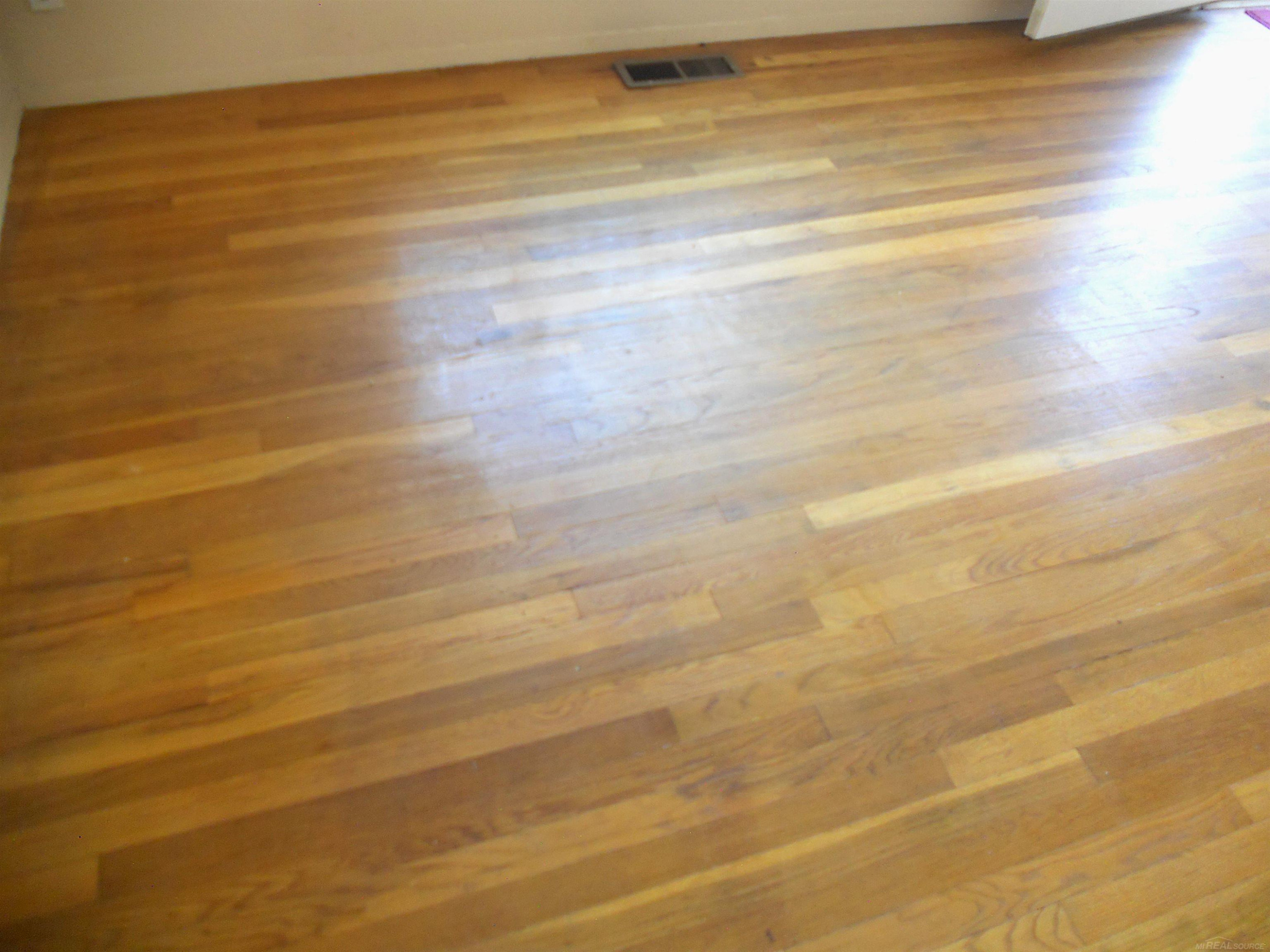 8192 Farnum Avenue, Warren, MI 48093 — Photo 10