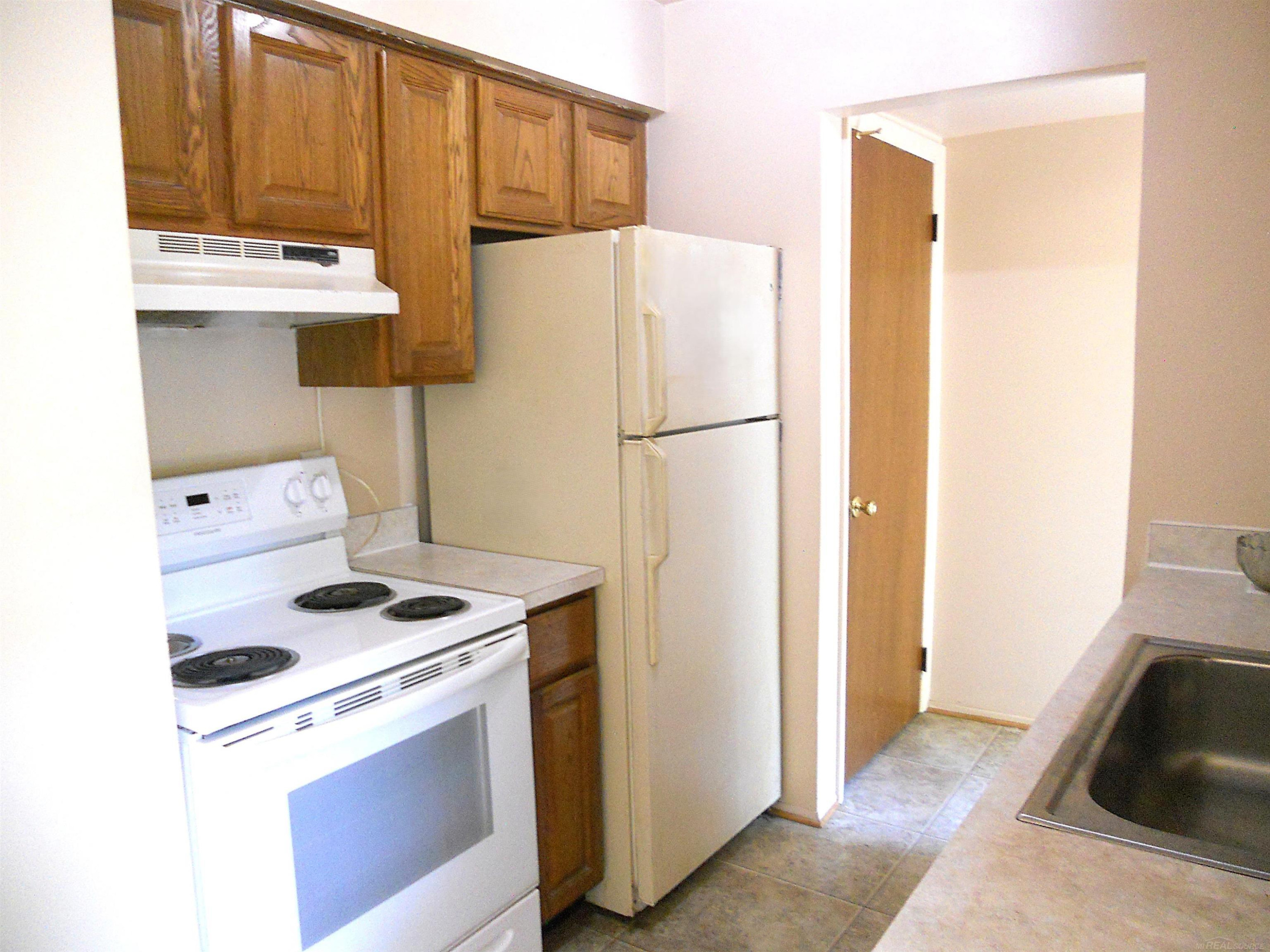 8192 Farnum Avenue, Warren, MI 48093 — Photo 19