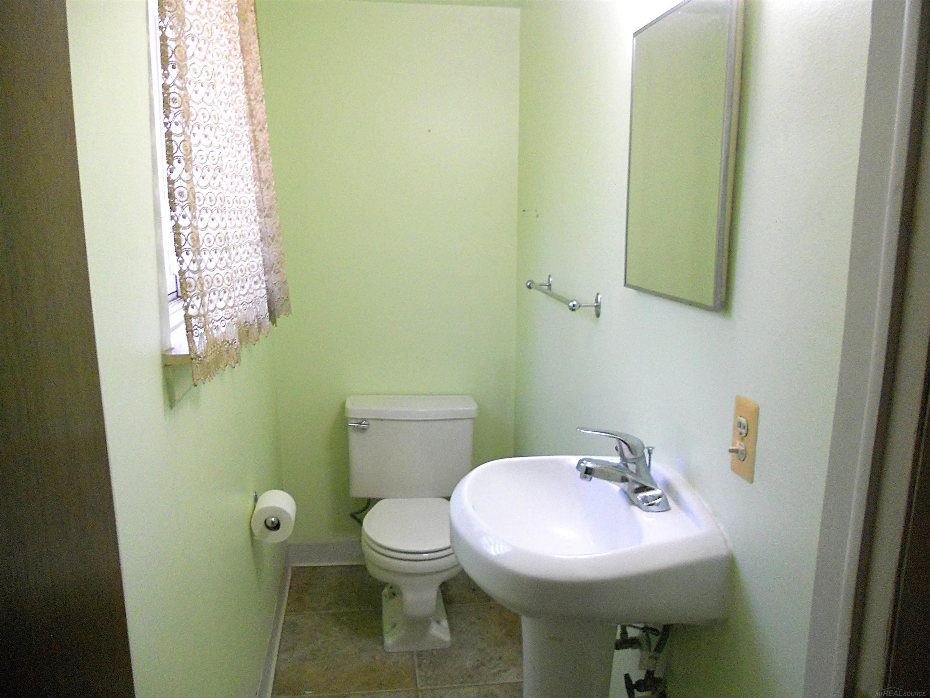 8192 Farnum Avenue, Warren, MI 48093 — Photo 20