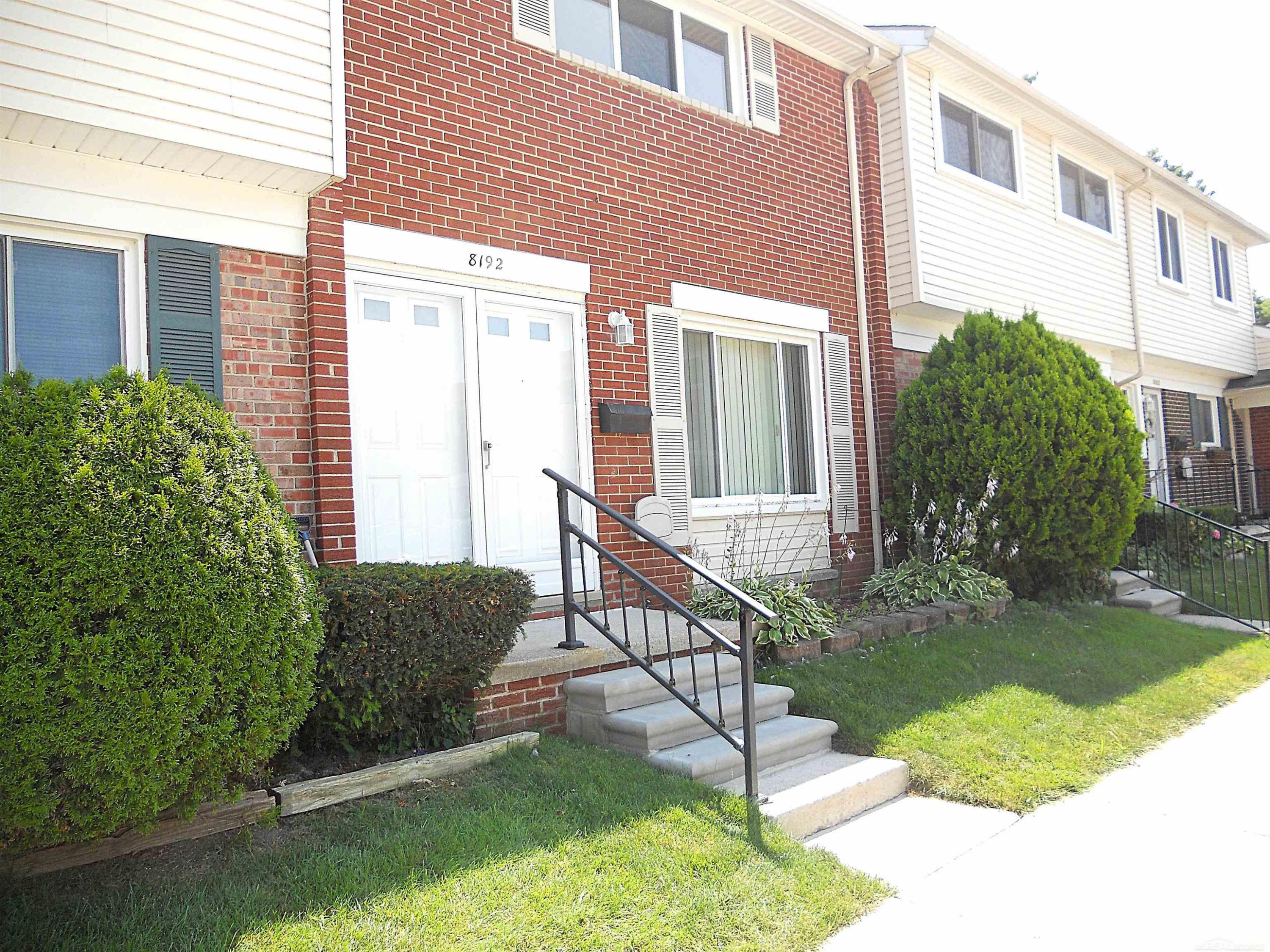8192 Farnum Avenue, Warren, MI 48093 — Photo 43