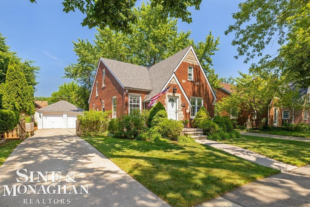 430 Touraine Road, Grosse Pointe Farms, MI 48236 — Photo 2