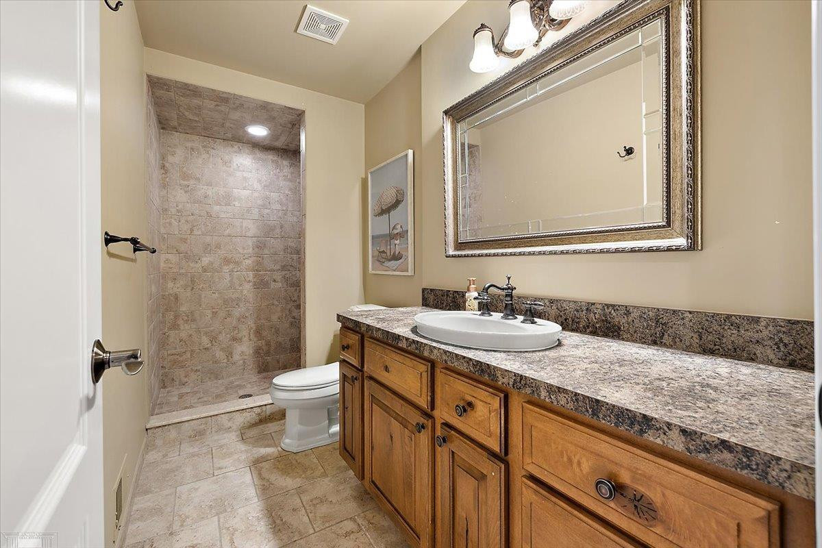 61403 Barclay Drive, Washington, MI — Photo 68