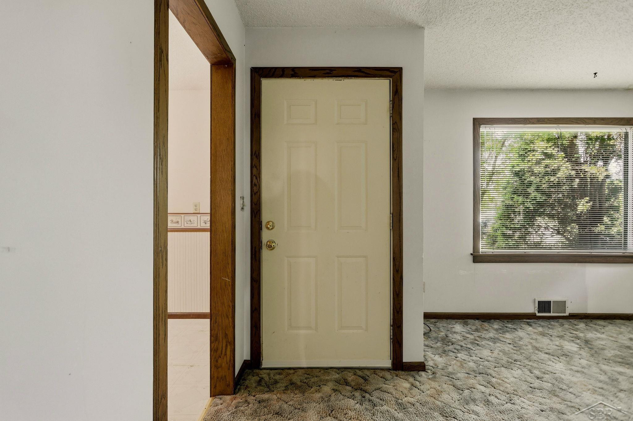 3978 N Michigan Avenue, Saginaw, MI 48604 — Photo 7