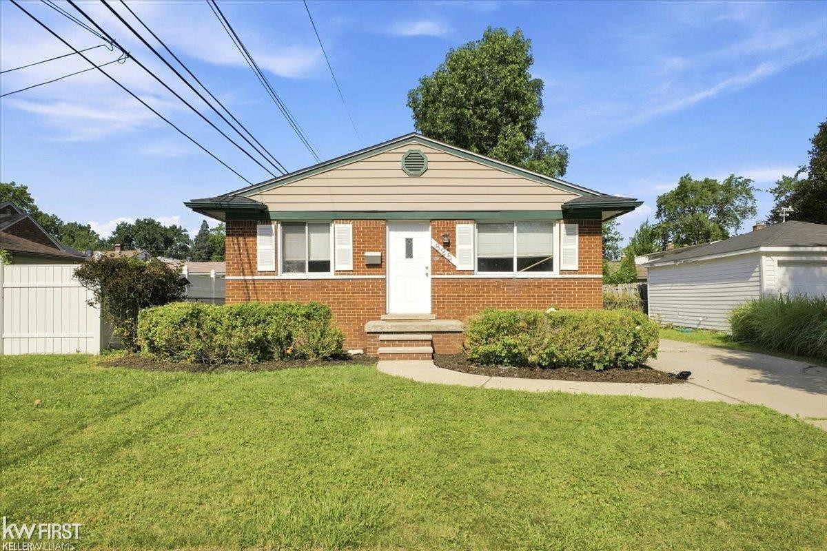 825 Wilson Avenue, MI — Photo 18