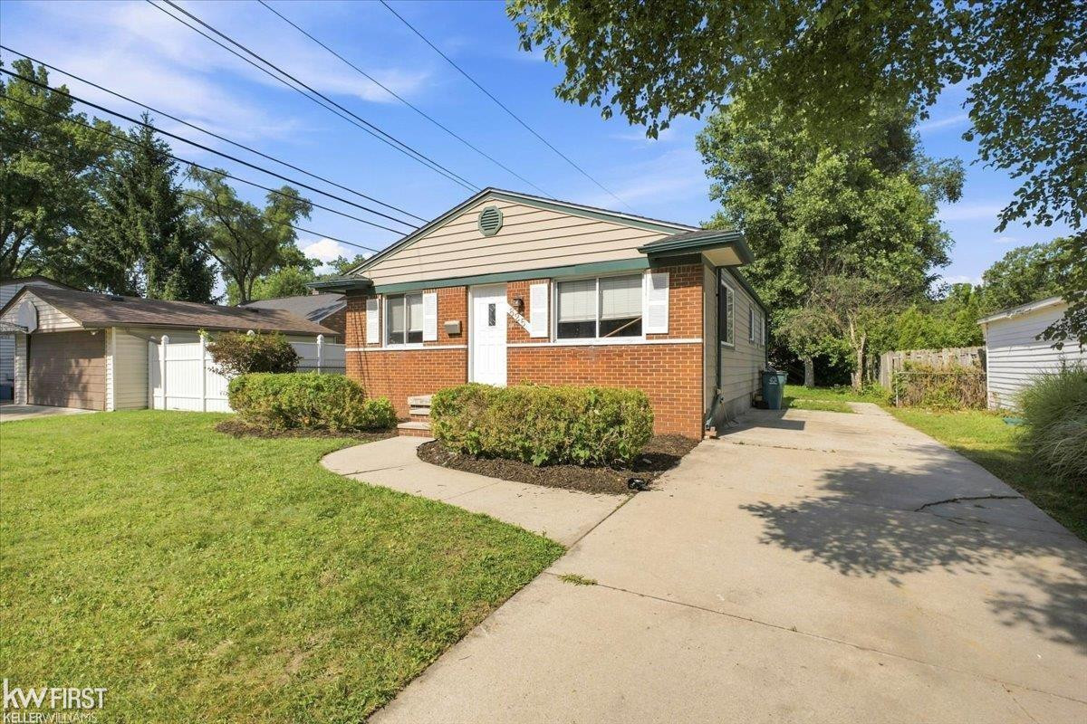 825 Wilson Avenue, MI — Photo 19