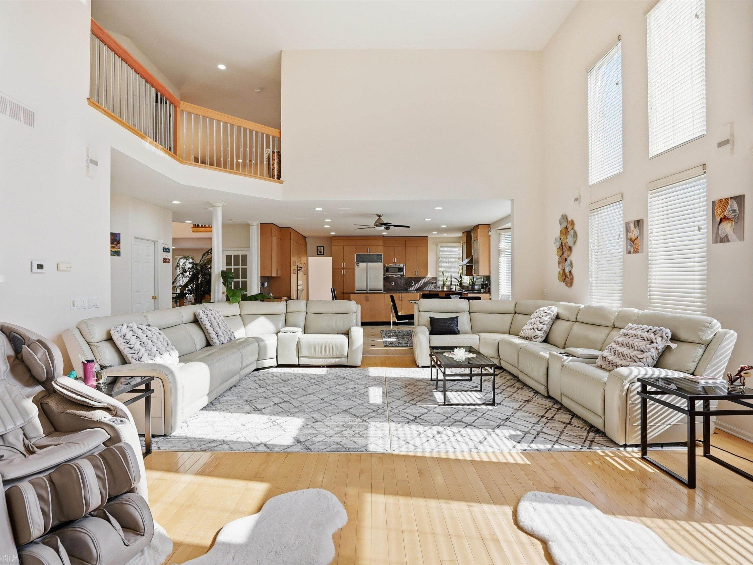 43340 Chester Drive, Sterling Heights, MI 48314 — Photo 22