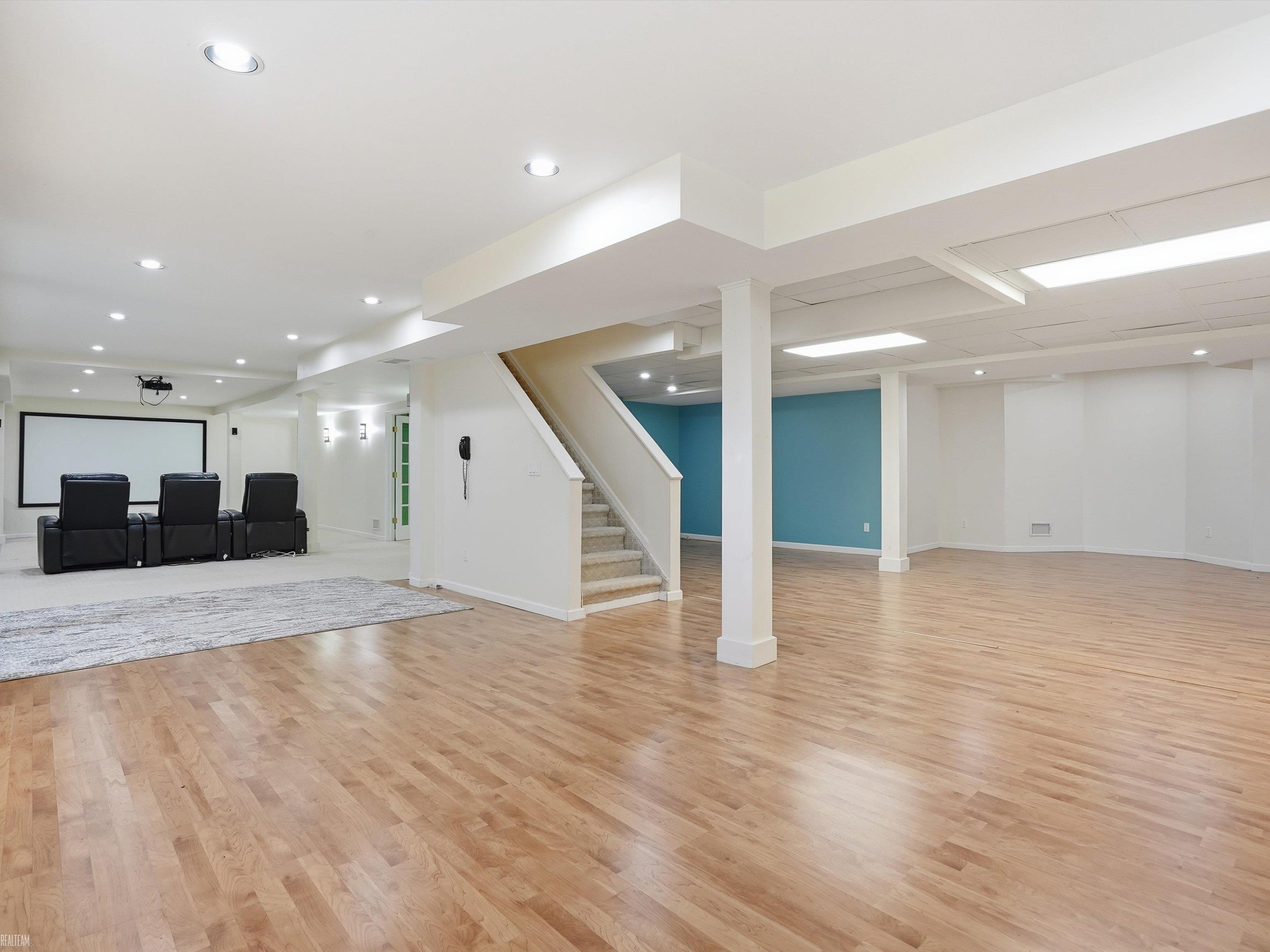43340 Chester Drive, Sterling Heights, MI 48314 — Photo 50