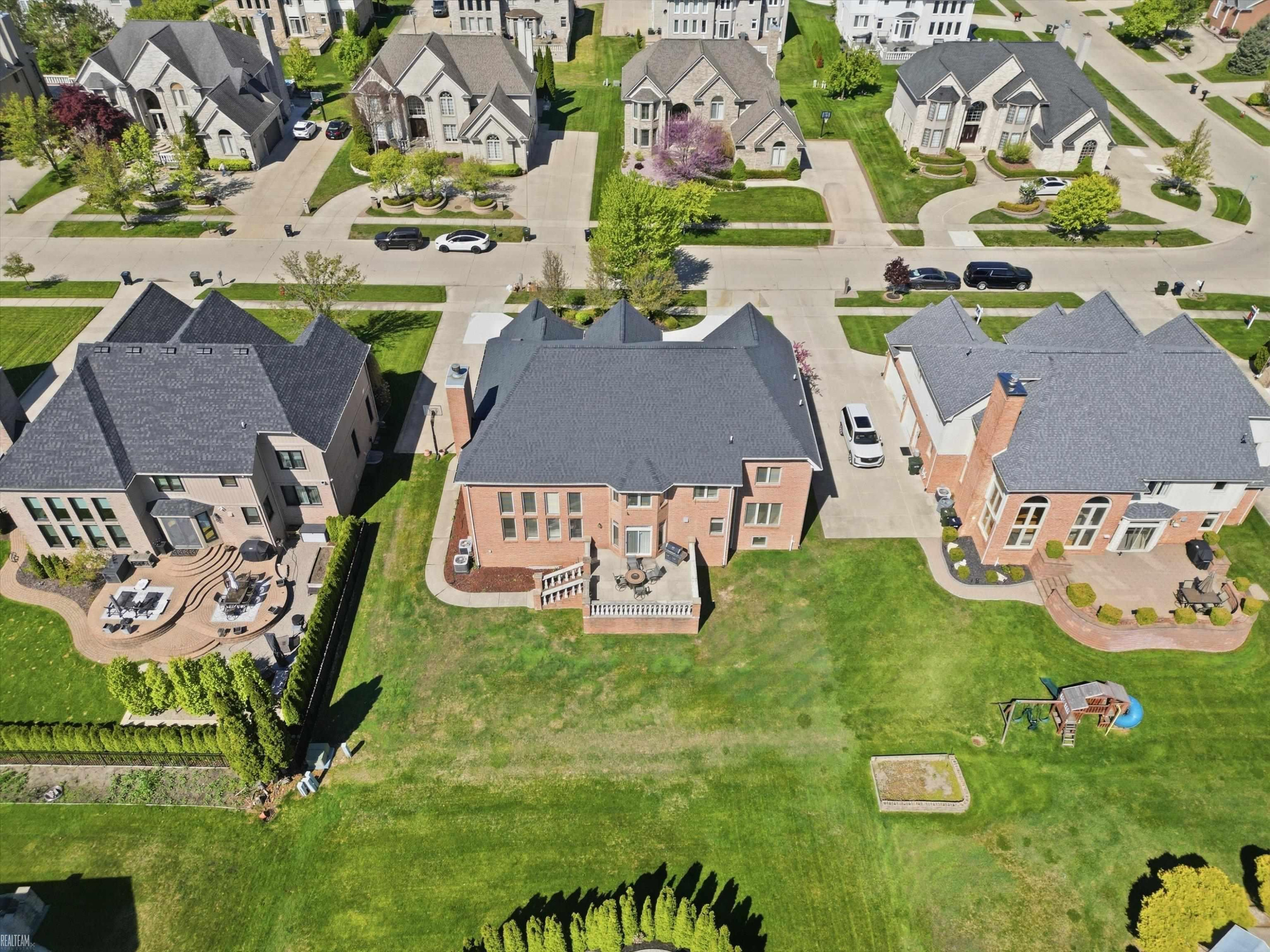 43340 Chester Drive, Sterling Heights, MI 48314 — Photo 72