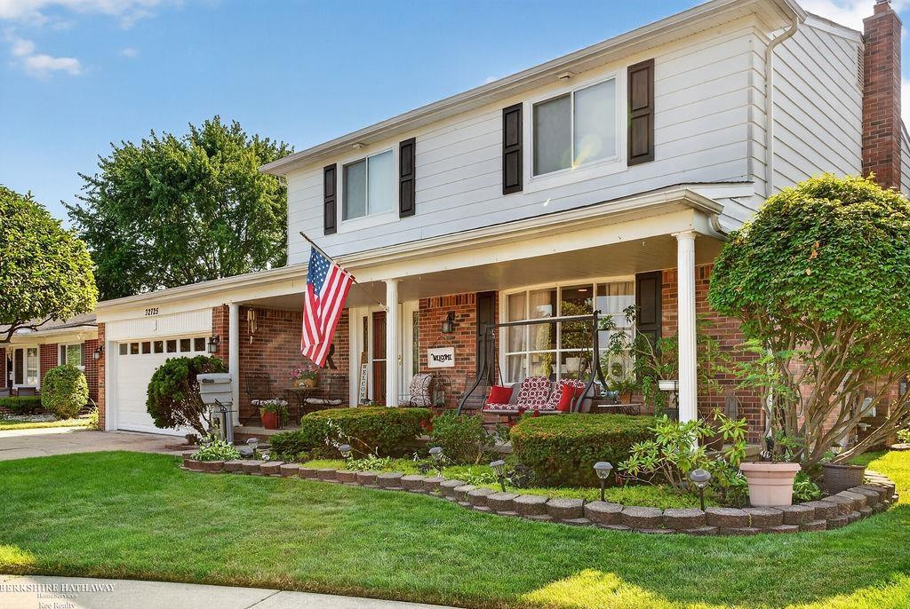 32725 Rugby Drive, Warren, MI 48088