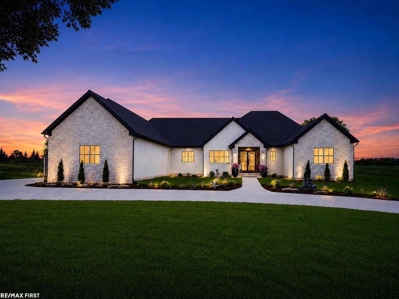 65855 Mound Road, MI 48095